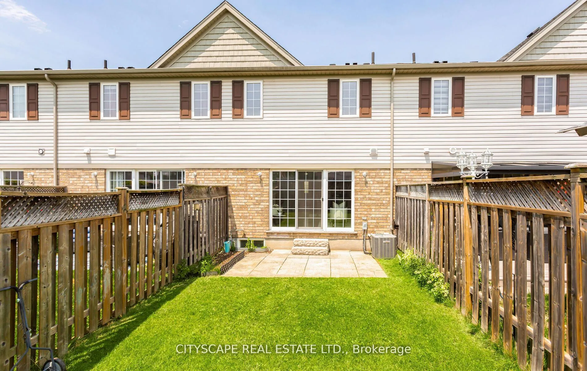 Photo 30 of 493 Beaumont Crescent, Kitchener — HOMEH