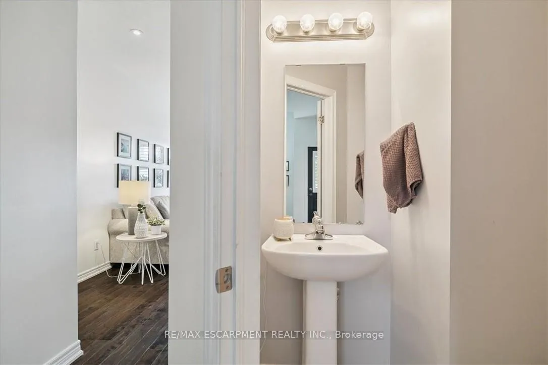Photo 8 of Unit 36, 6 Atessa Drive, Hamilton, Jerome — HOMEH