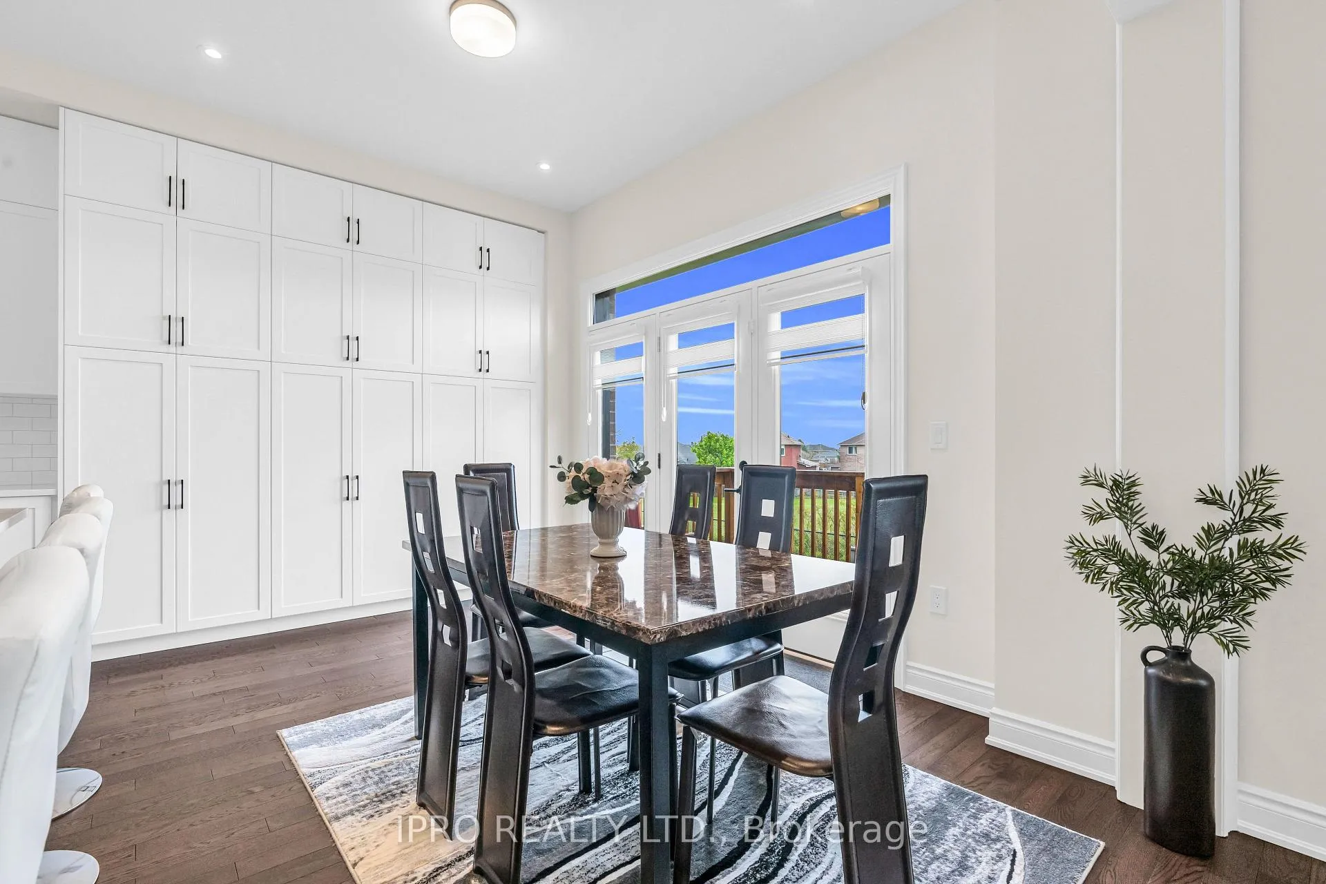 Photo 8 of 1341 Blackmore Street, Innisfil, Alcona — HOMEH