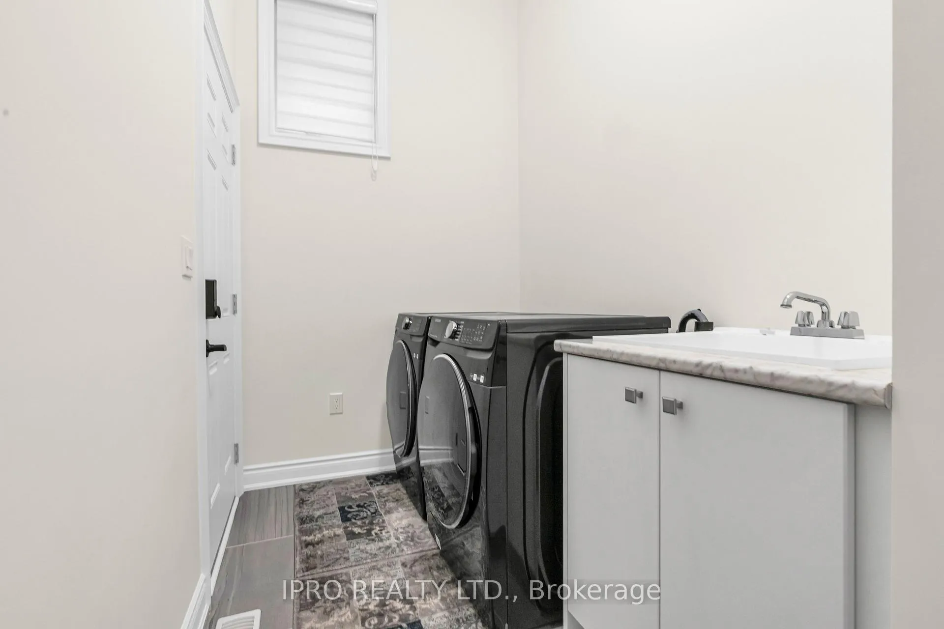 Photo 16 of 1341 Blackmore Street, Innisfil, Alcona — HOMEH