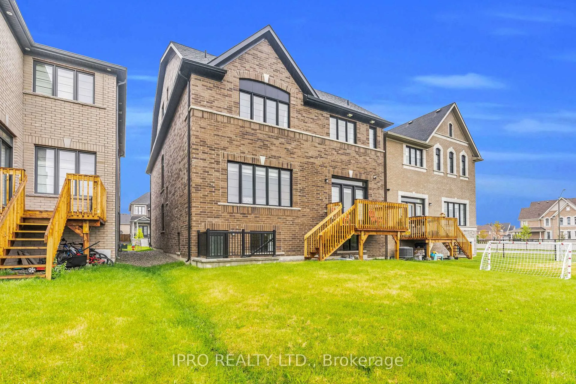 Photo 44 of 1341 Blackmore Street, Innisfil, Alcona — HOMEH