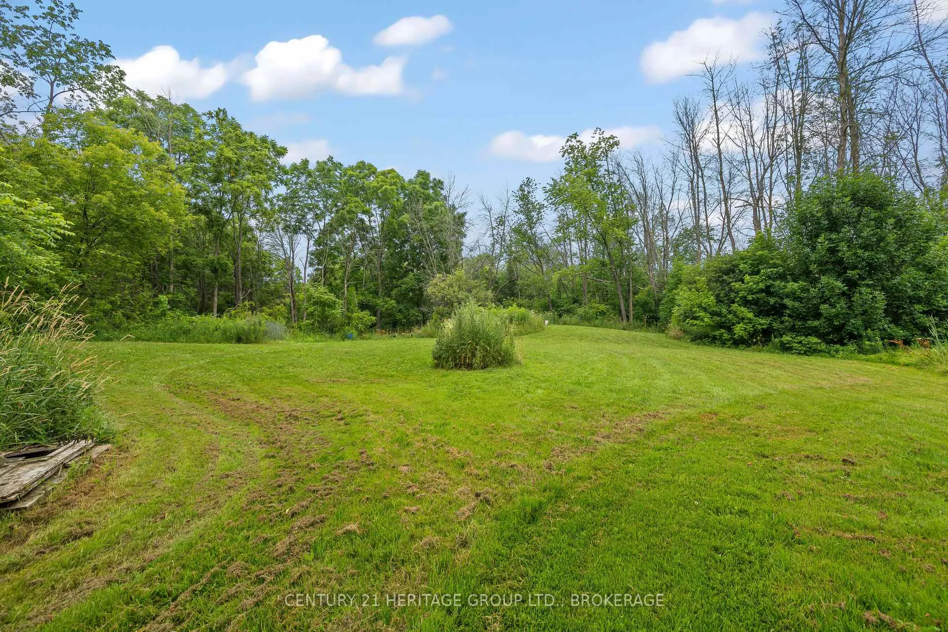 Photo 11 of 2596 Washburn Road, Frontenac, Frontenac South — HOMEH
