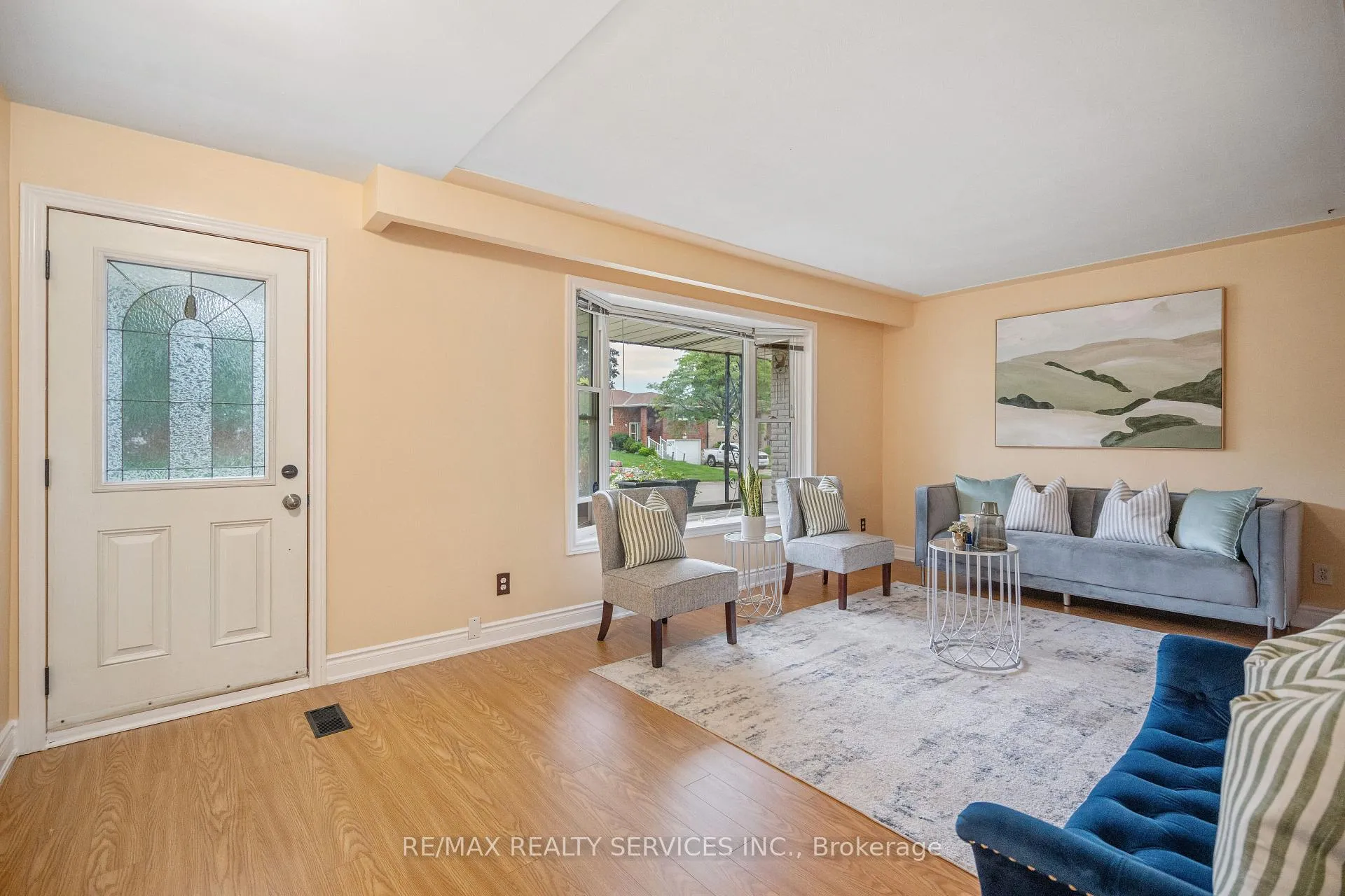 Photo 7 of 560 Highpoint Avenue, Waterloo — HOMEH