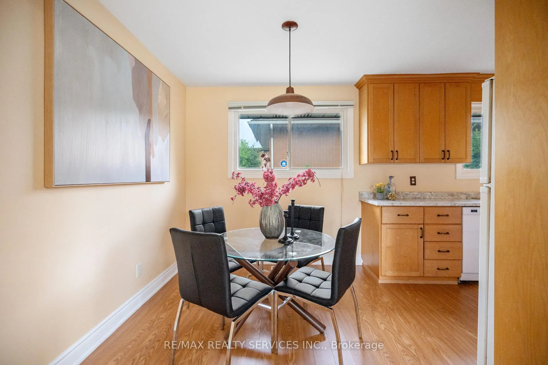 Photo 12 of 560 Highpoint Avenue, Waterloo — HOMEH