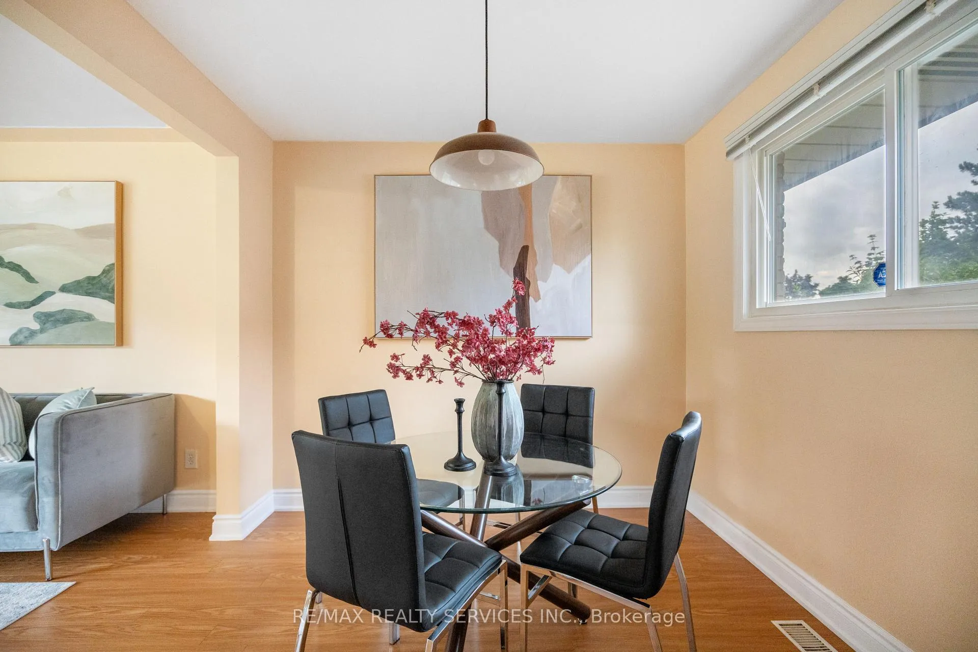 Photo 13 of 560 Highpoint Avenue, Waterloo — HOMEH