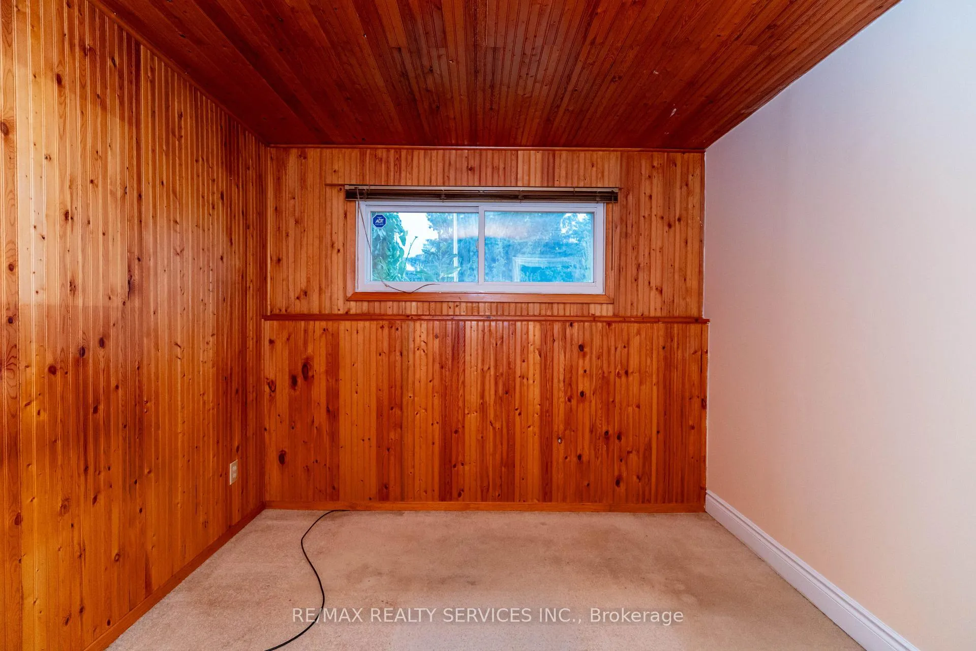Photo 33 of 560 Highpoint Avenue, Waterloo — HOMEH
