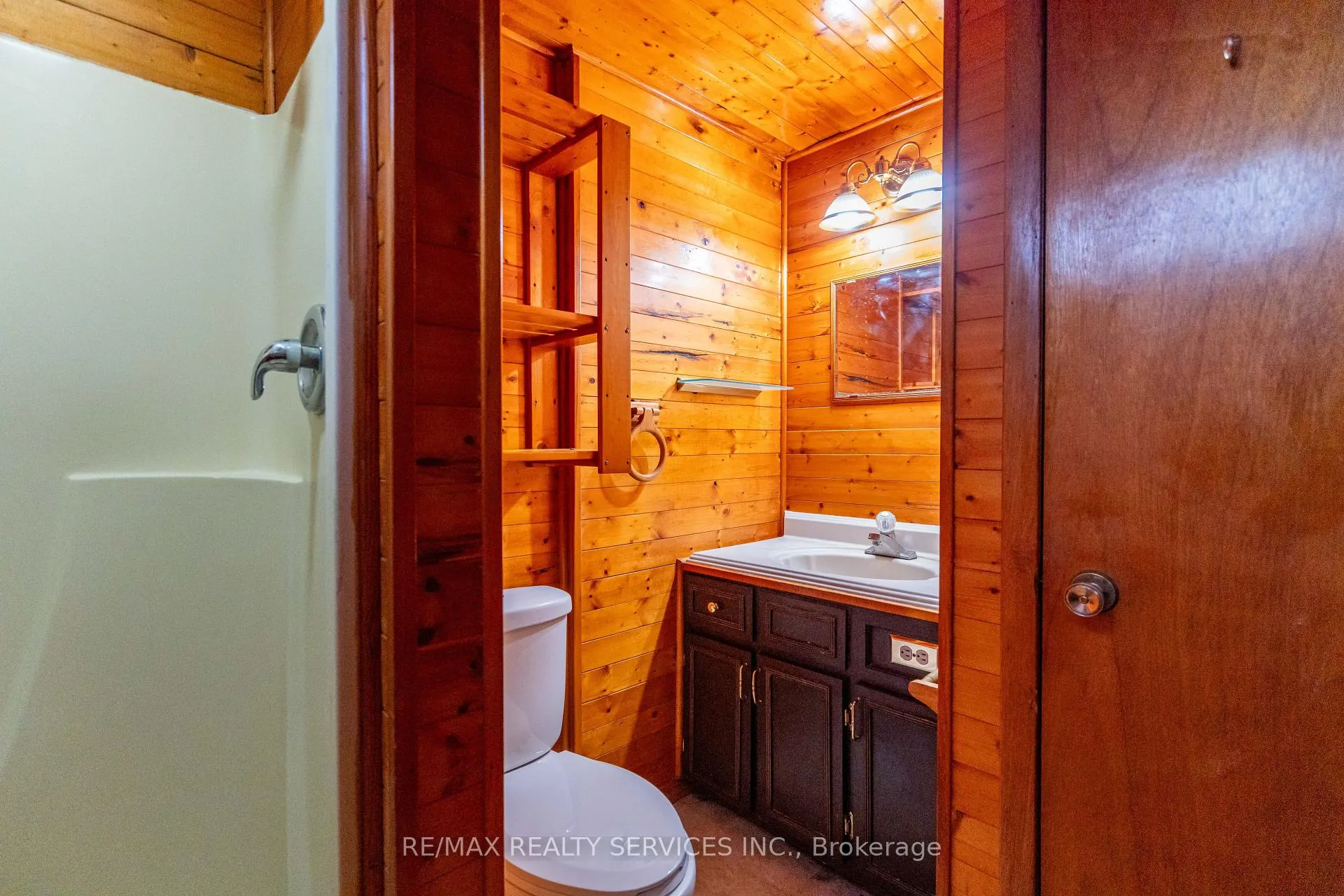 Photo 35 of 560 Highpoint Avenue, Waterloo — HOMEH