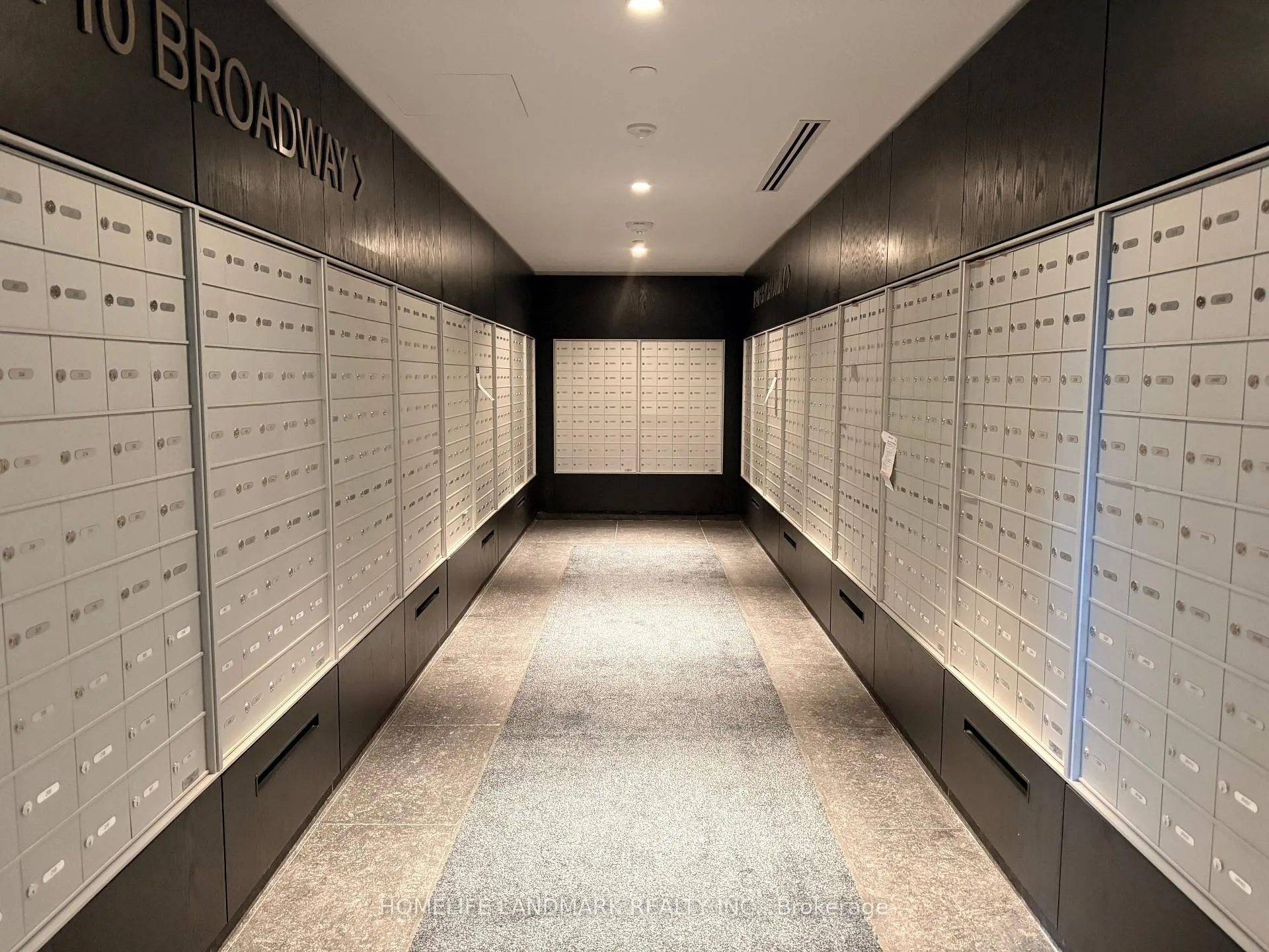 Photo 4 of Unit 804N, 120 Broadway Avenue, Toronto, Mount Pleasant West — HOMEH