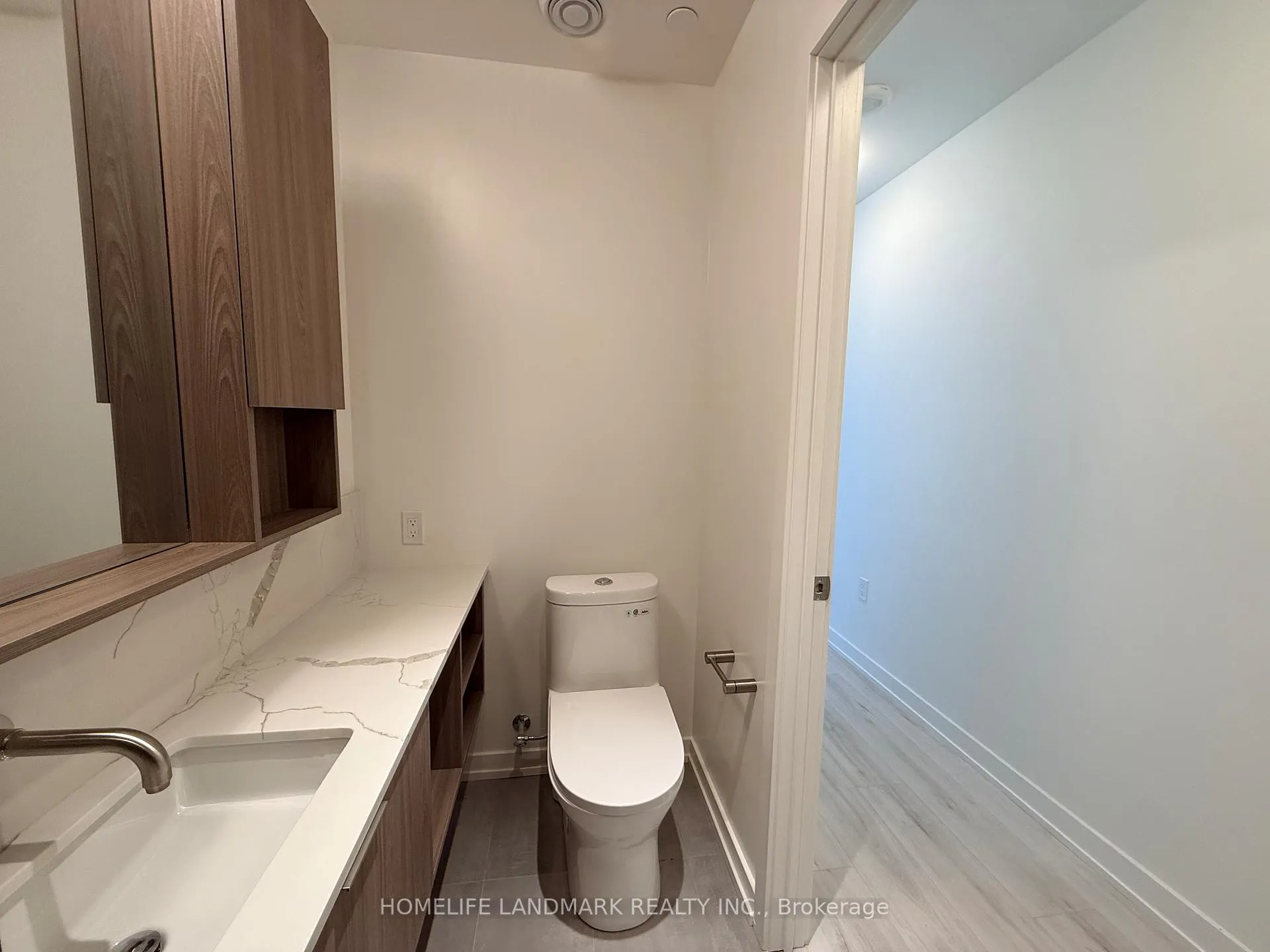 Photo 8 of Unit 804N, 120 Broadway Avenue, Toronto, Mount Pleasant West — HOMEH