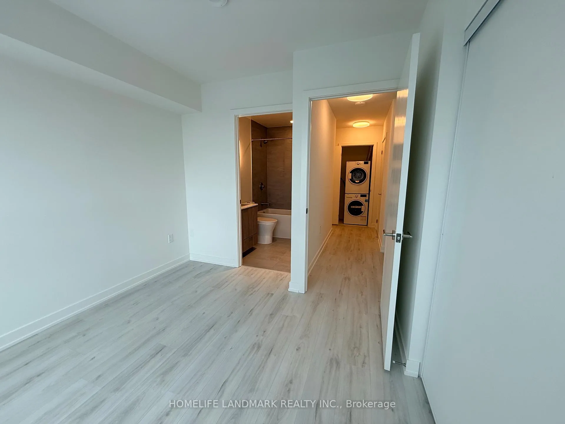 Photo 11 of Unit 804N, 120 Broadway Avenue, Toronto, Mount Pleasant West — HOMEH