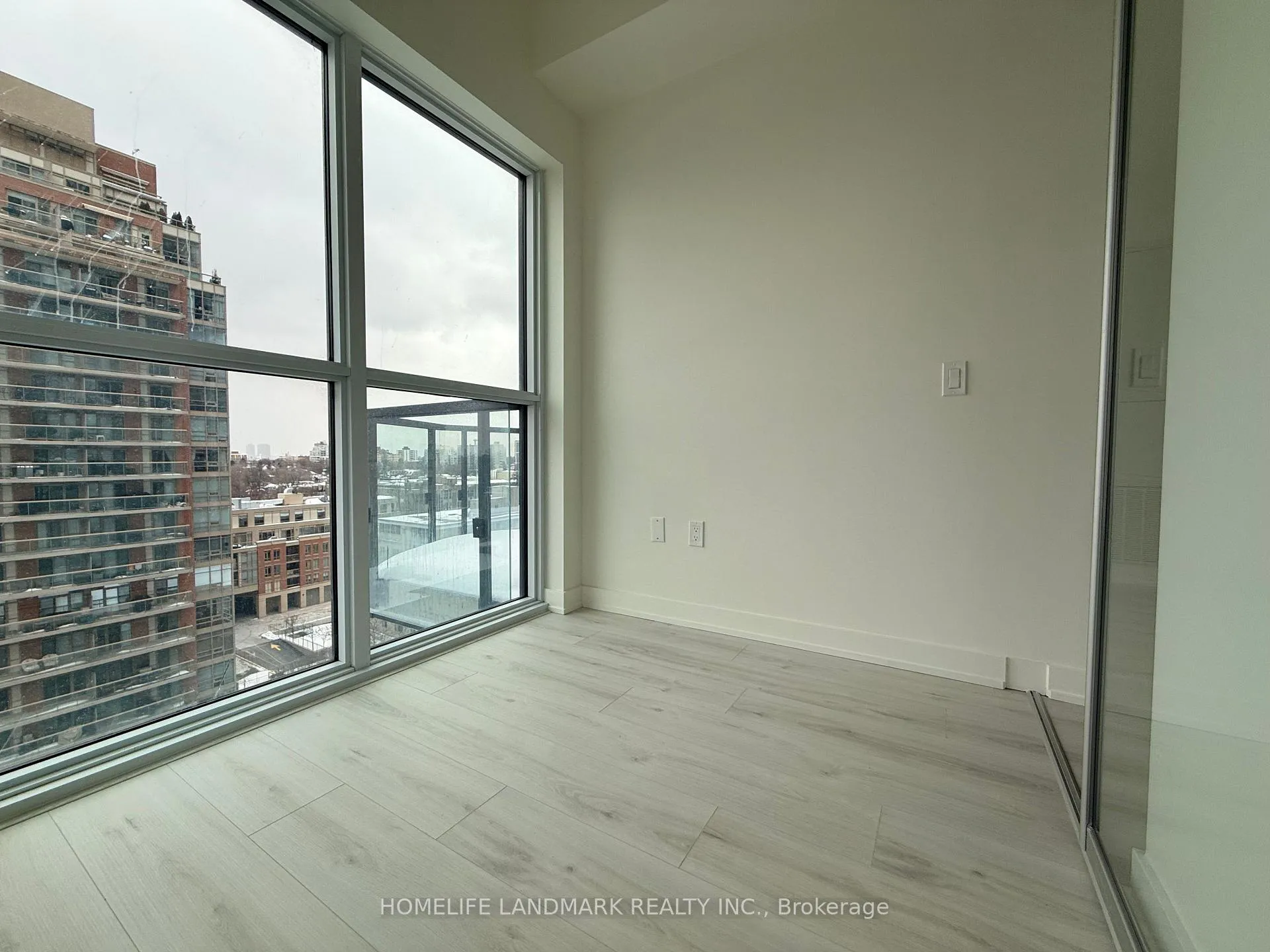 Photo 16 of Unit 804N, 120 Broadway Avenue, Toronto, Mount Pleasant West — HOMEH