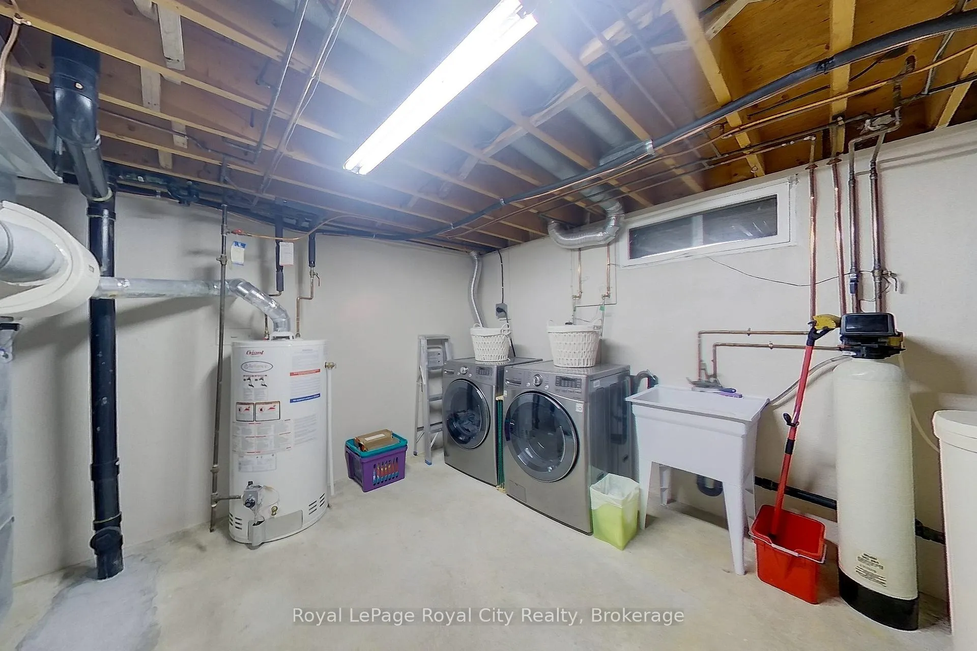 Photo 30 of 59 Algoma Drive, Guelph, Victoria North — HOMEH