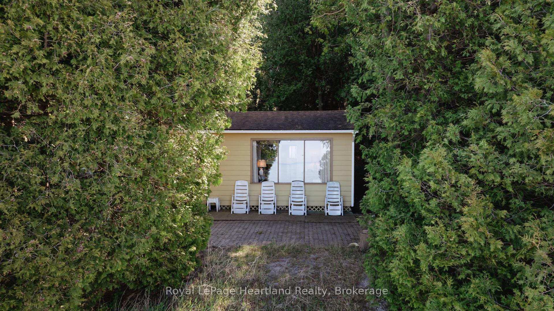 Photo 1 of 83815B Dickson Street, Ashfield-Colborne-Wawanosh, Ashfield — HOMEH