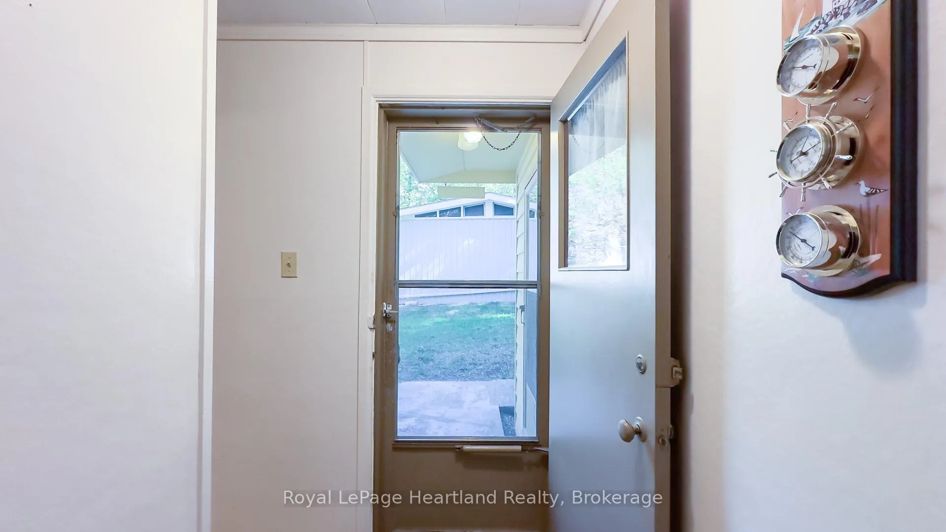 Photo 5 of 83815B Dickson Street, Ashfield-Colborne-Wawanosh, Ashfield — HOMEH