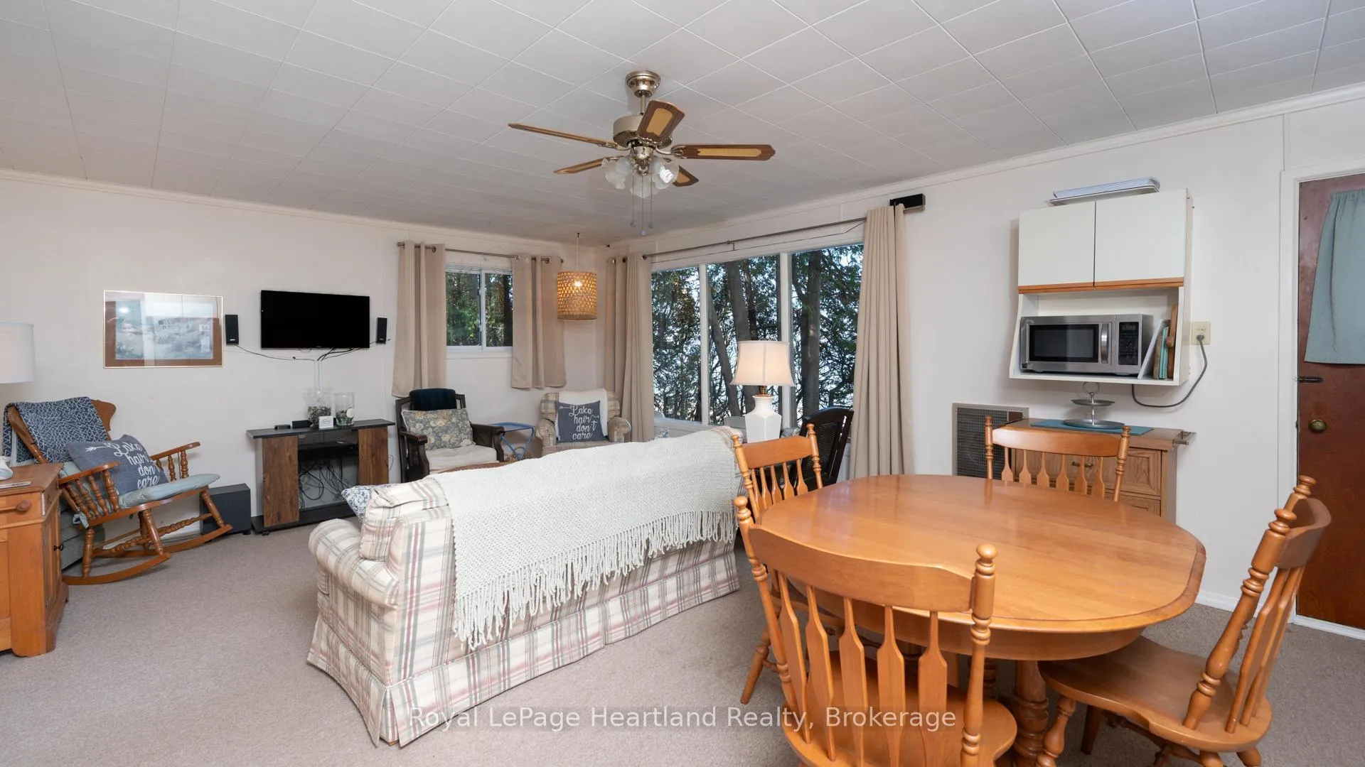 Photo 15 of 83815B Dickson Street, Ashfield-Colborne-Wawanosh, Ashfield — HOMEH
