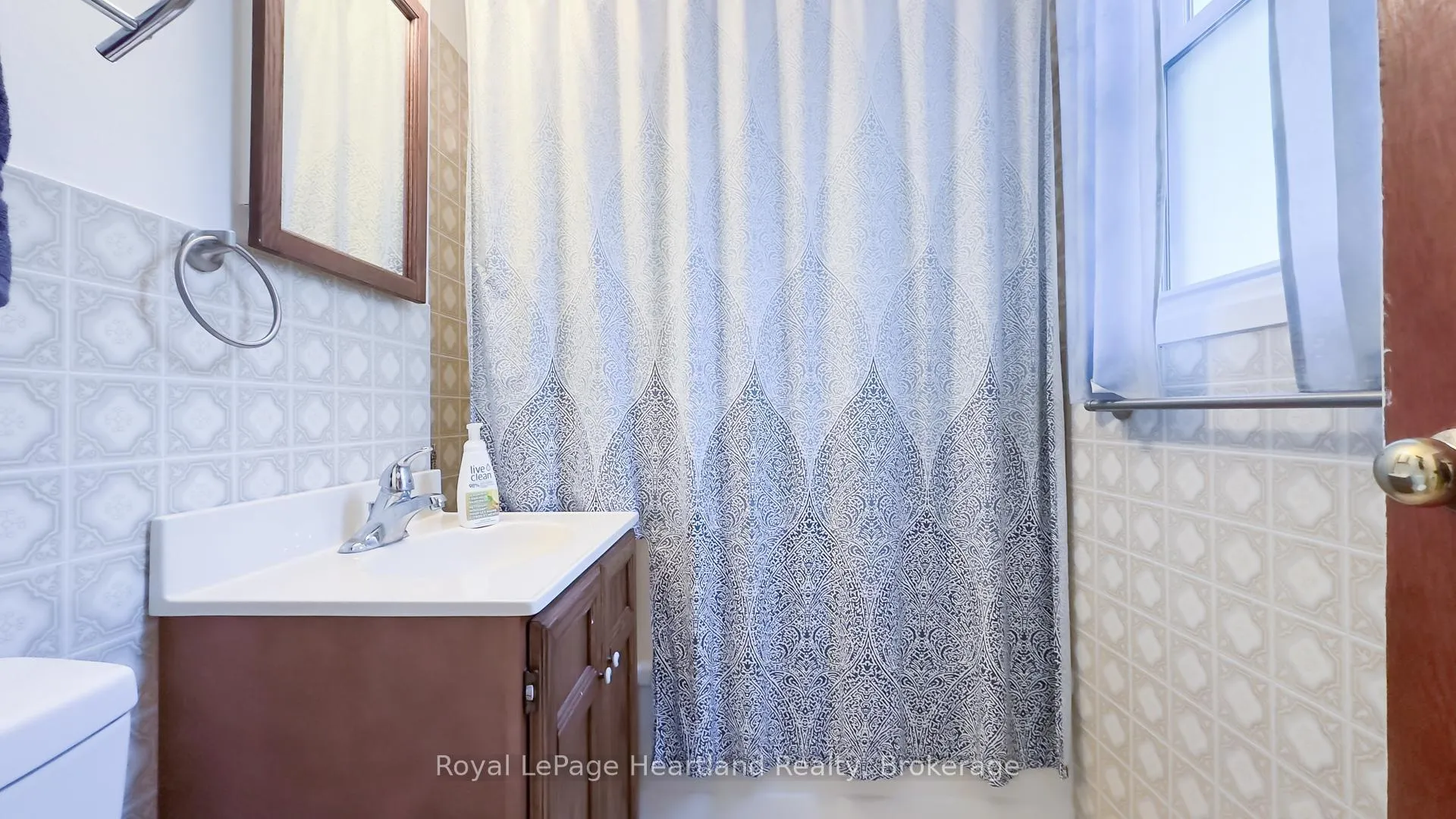 Photo 26 of 83815B Dickson Street, Ashfield-Colborne-Wawanosh, Ashfield — HOMEH