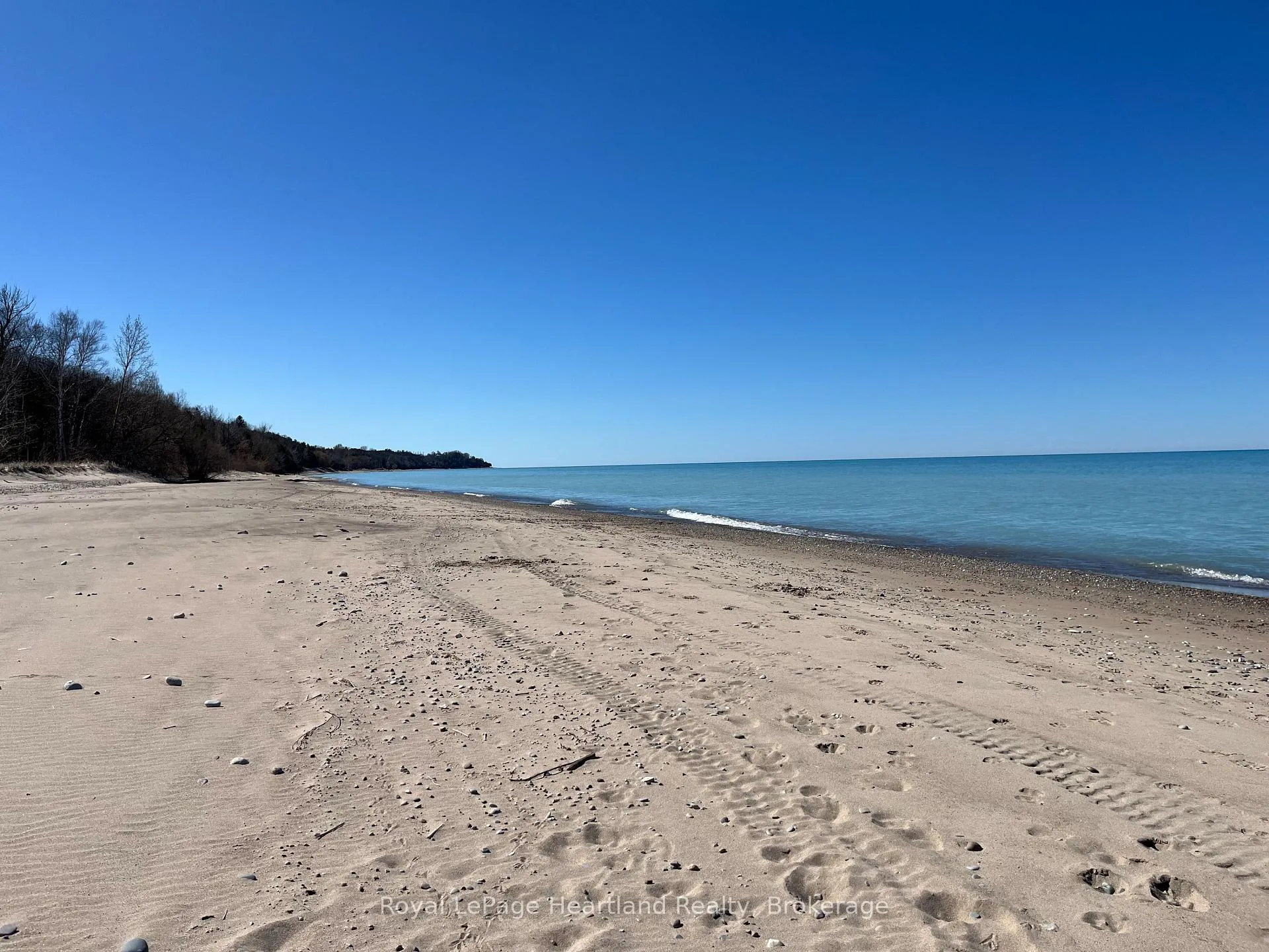 Photo 34 of 83815B Dickson Street, Ashfield-Colborne-Wawanosh, Ashfield — HOMEH