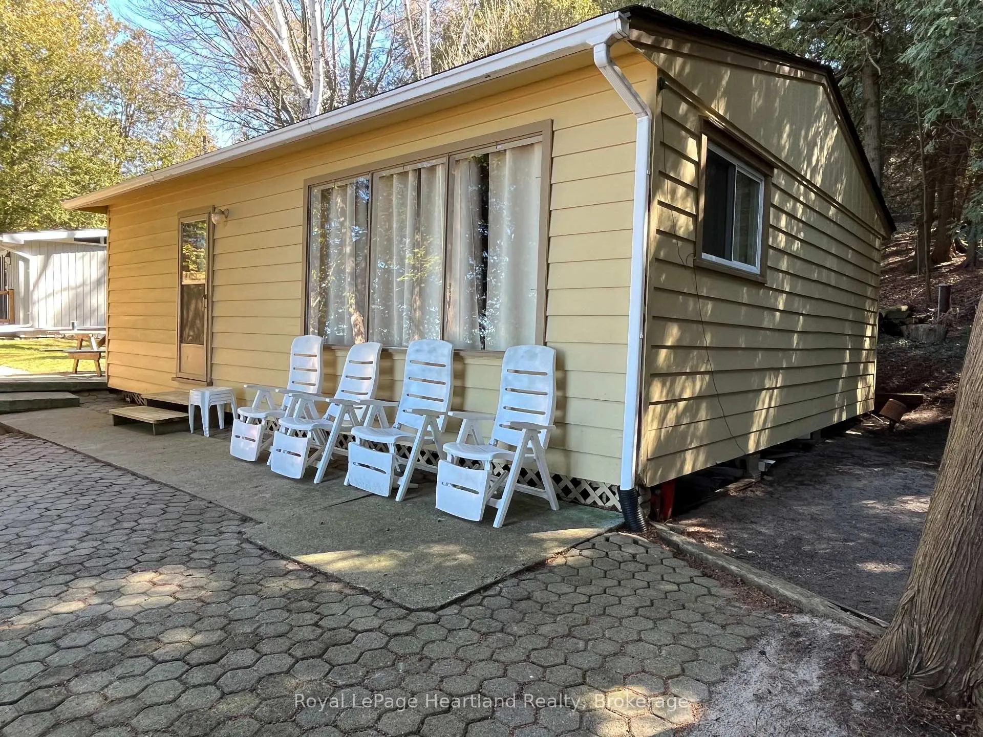 Photo 35 of 83815B Dickson Street, Ashfield-Colborne-Wawanosh, Ashfield — HOMEH