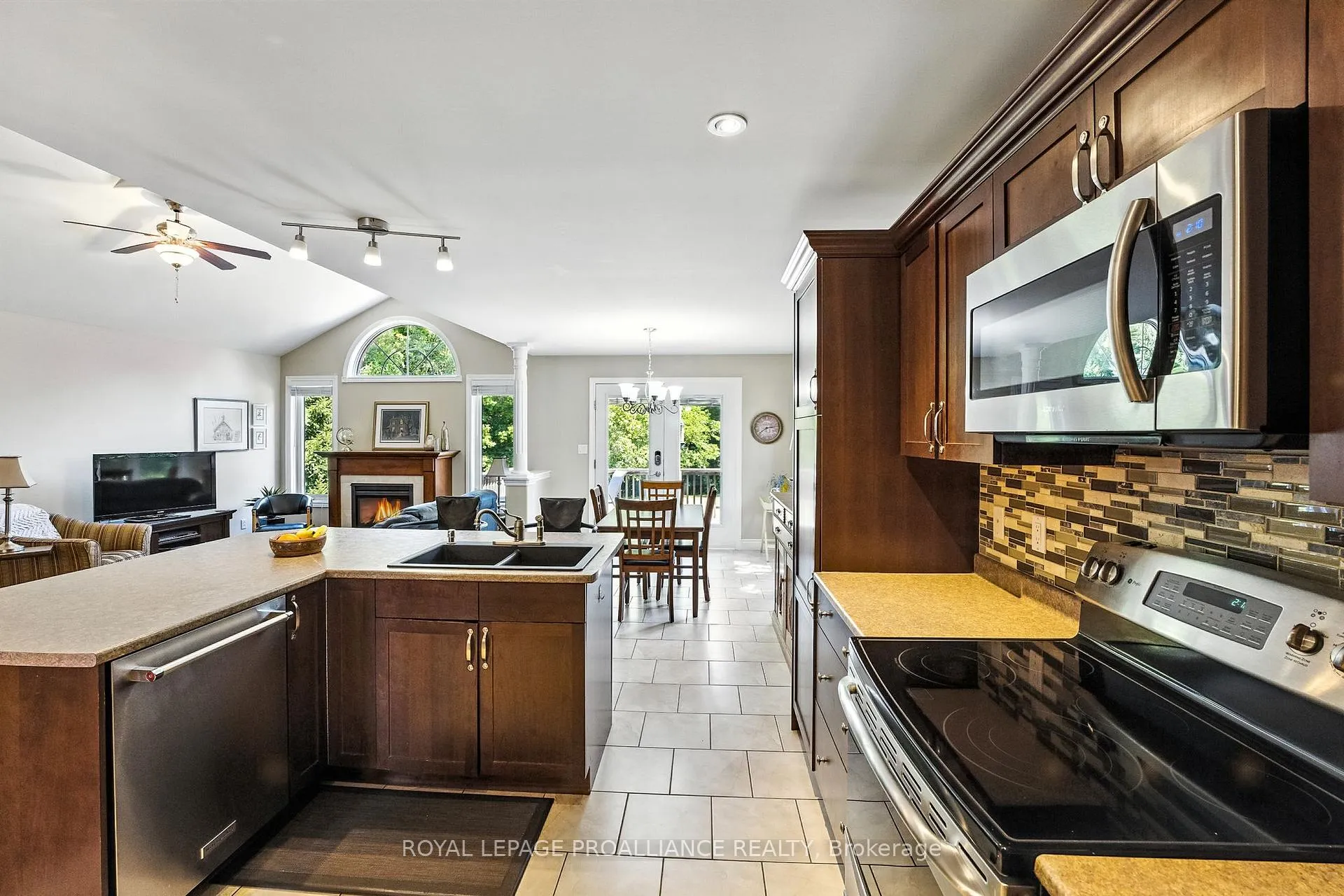 Photo 15 of 44 Huron Drive, Brighton — HOMEH