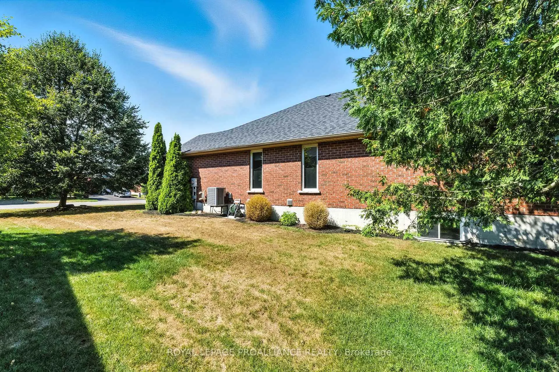Photo 35 of 44 Huron Drive, Brighton — HOMEH