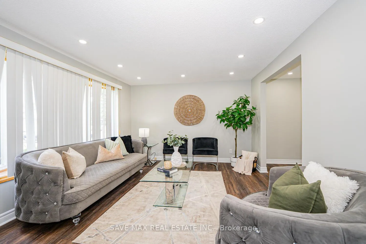 Photo 6 of 88 Harcourt Crescent, Kitchener — HOMEH