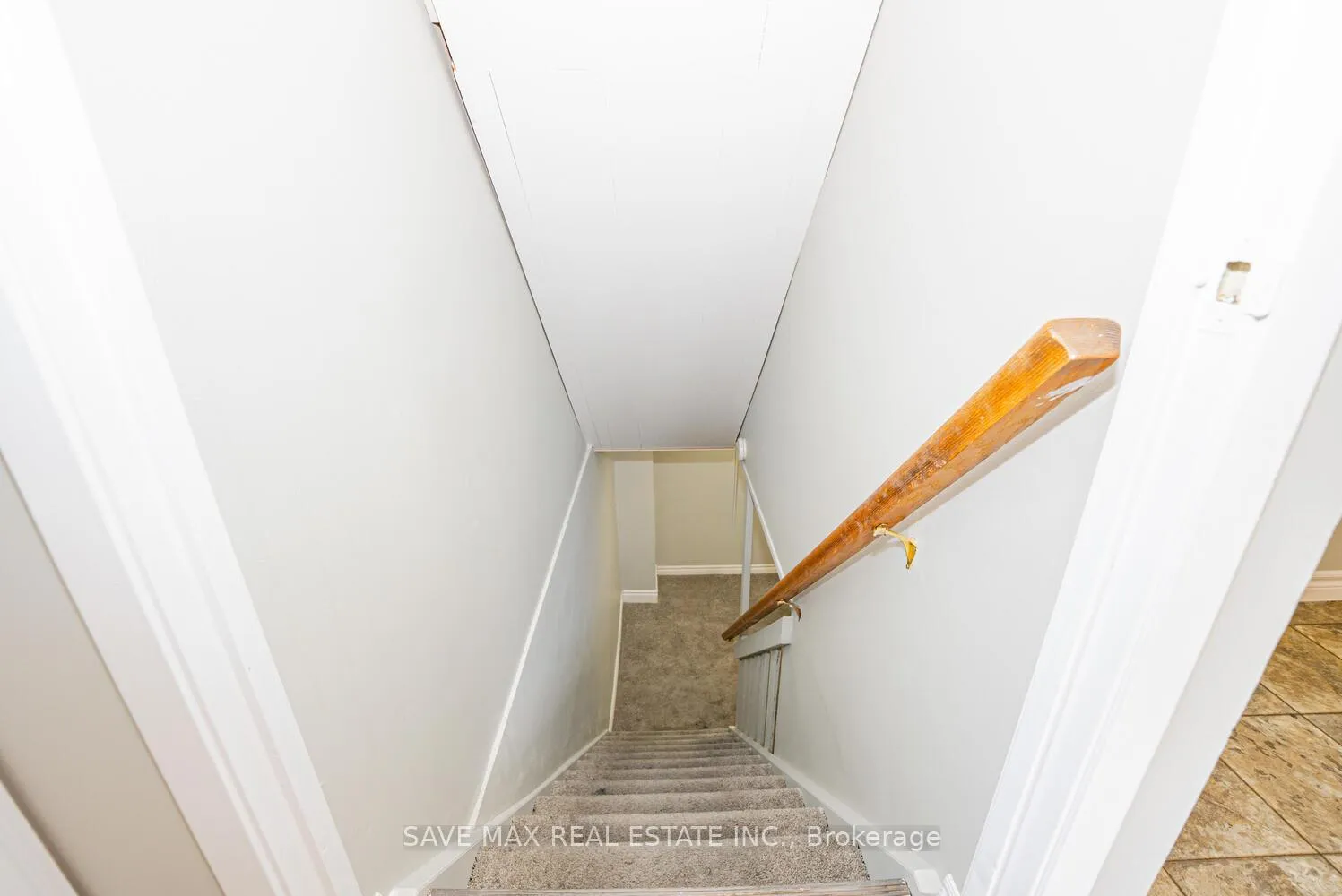 Photo 33 of 88 Harcourt Crescent, Kitchener — HOMEH