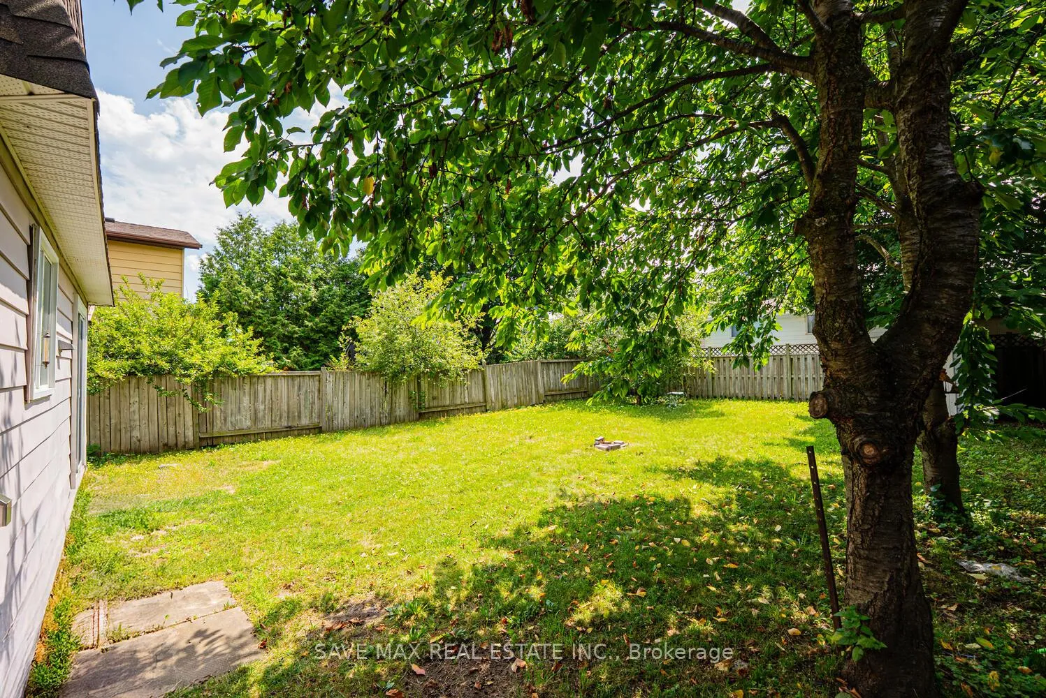 Photo 46 of 88 Harcourt Crescent, Kitchener — HOMEH