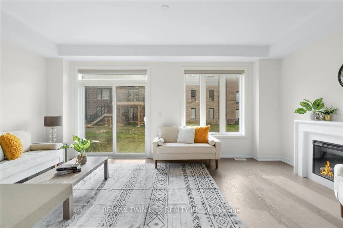 Photo 14 of 64 Grassbourne Avenue, Kitchener — HOMEH