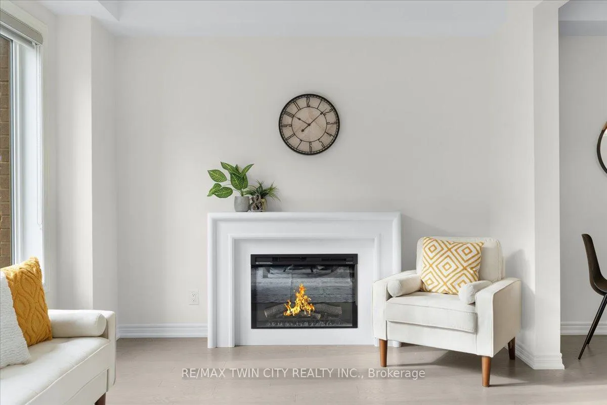 Photo 16 of 64 Grassbourne Avenue, Kitchener — HOMEH