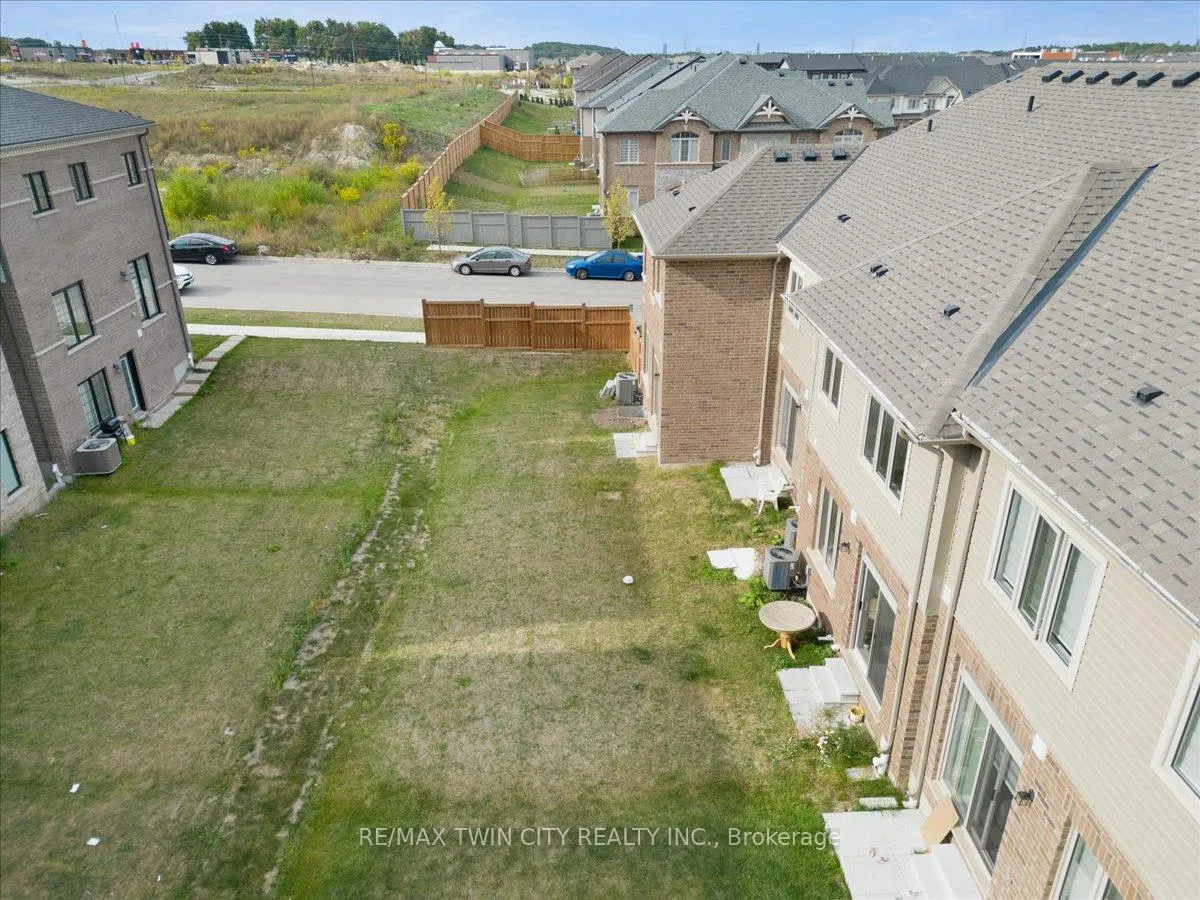 Photo 43 of 64 Grassbourne Avenue, Kitchener — HOMEH
