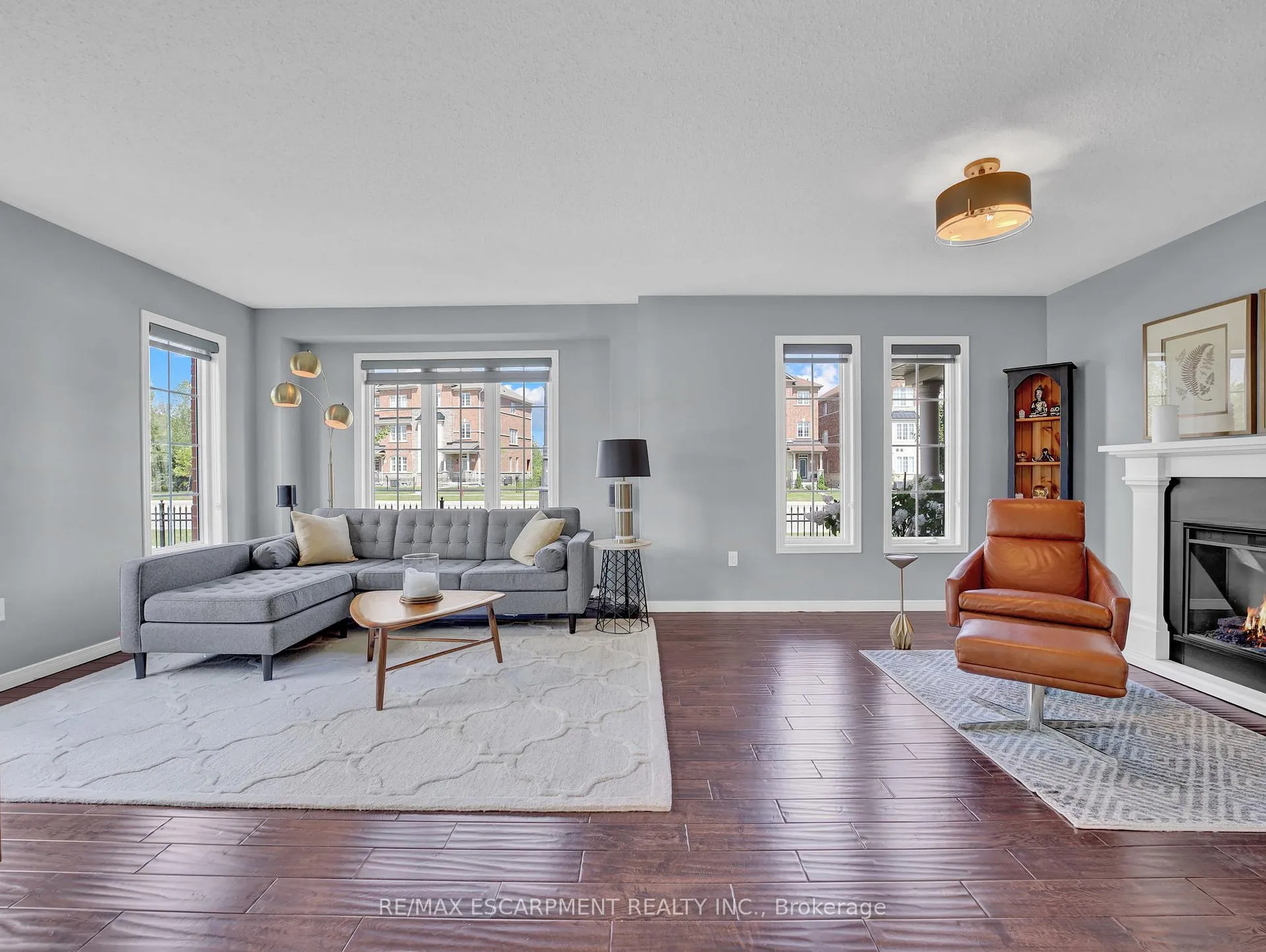 Photo 7 of 100 Burke Street, Hamilton, Waterdown — HOMEH