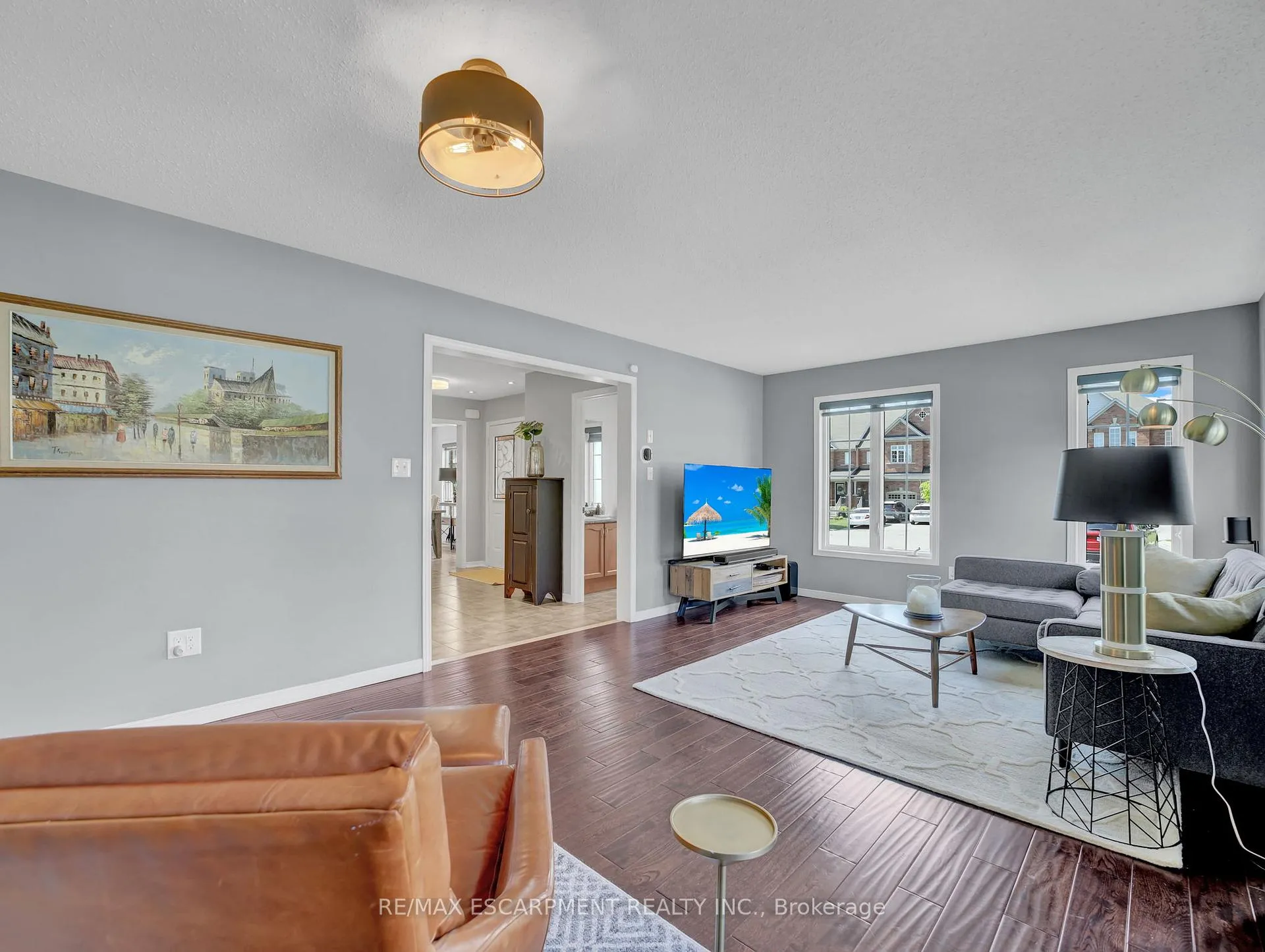 Photo 9 of 100 Burke Street, Hamilton, Waterdown — HOMEH