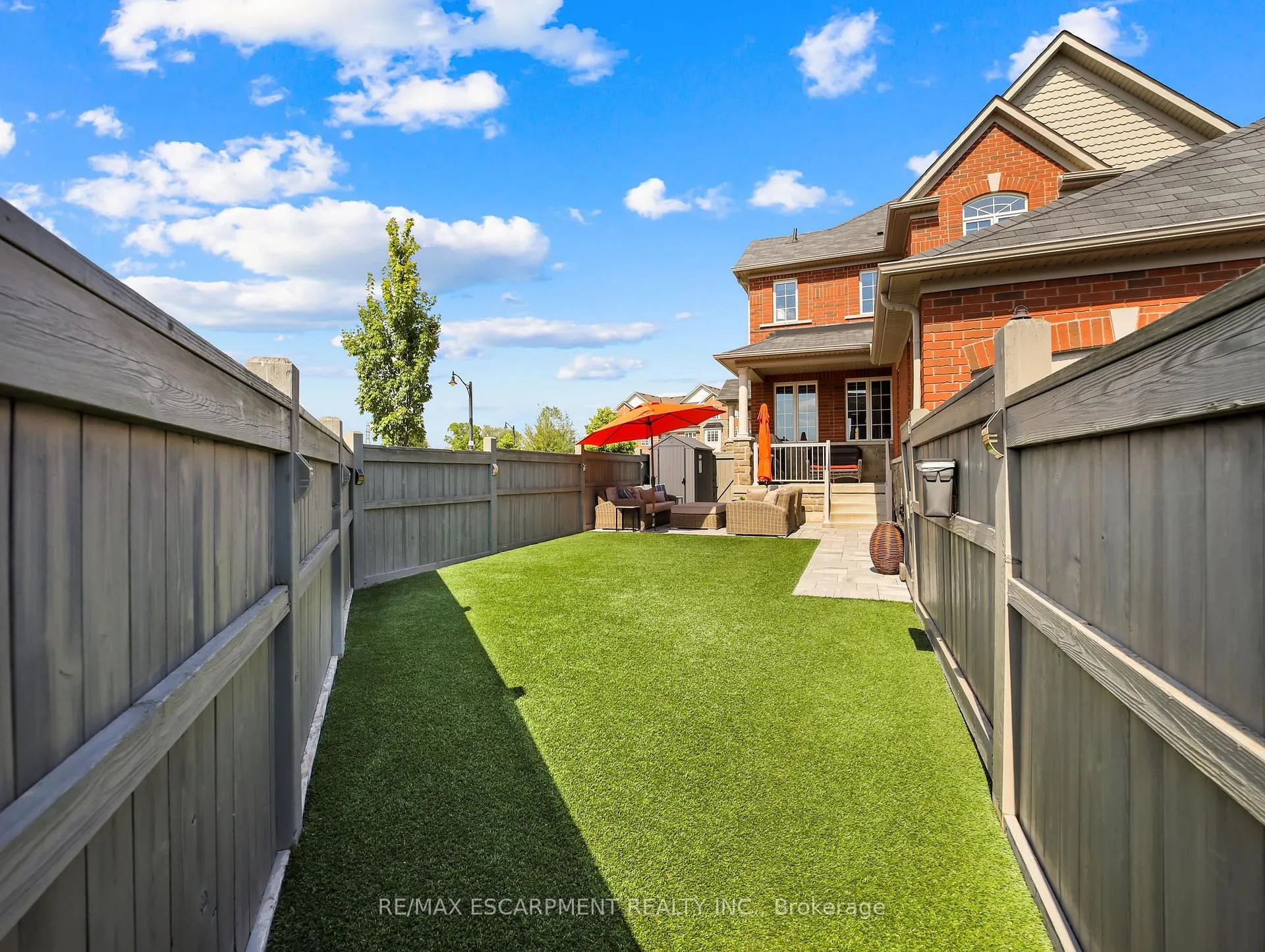 Photo 33 of 100 Burke Street, Hamilton, Waterdown — HOMEH