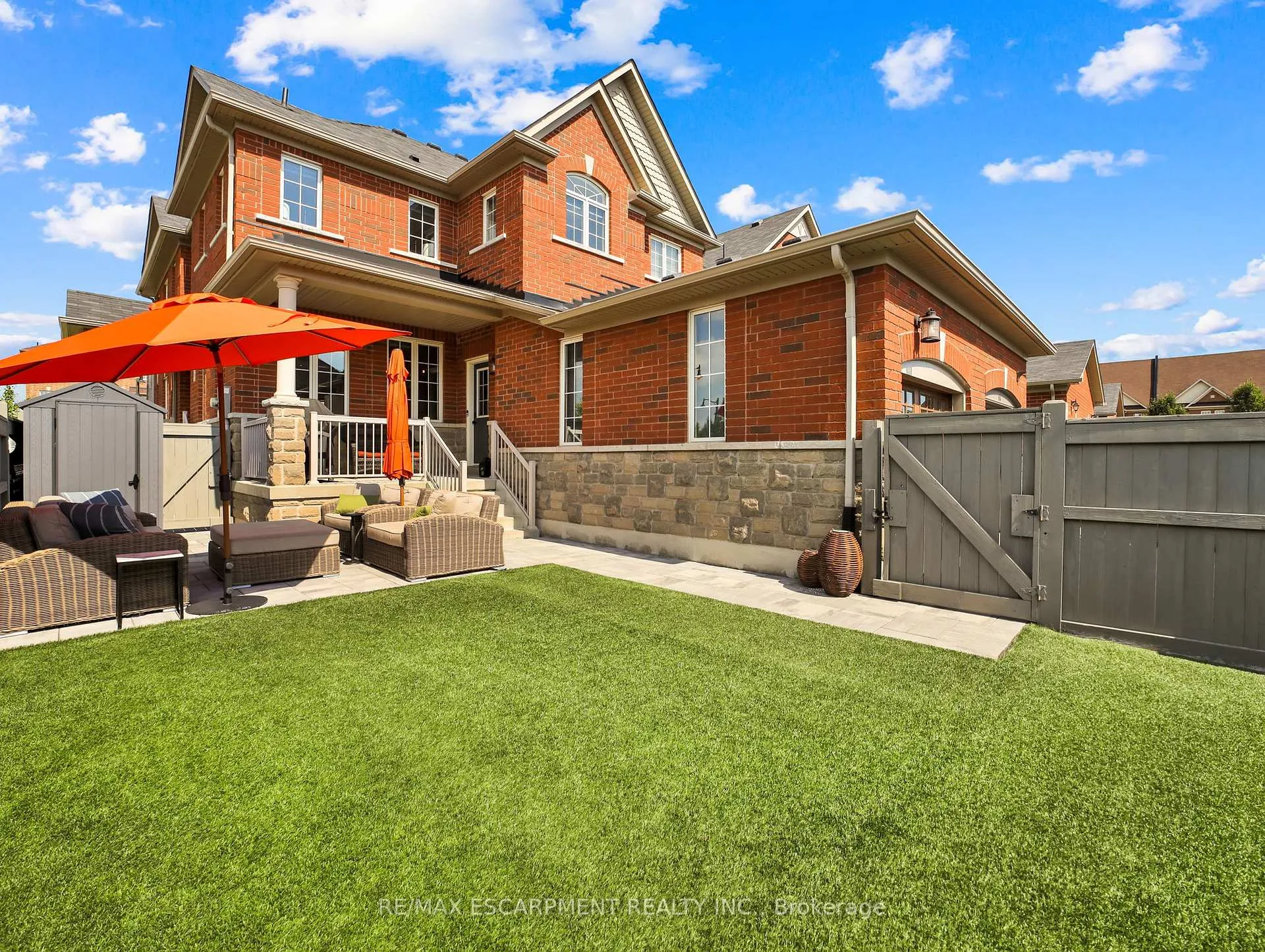 Photo 34 of 100 Burke Street, Hamilton, Waterdown — HOMEH
