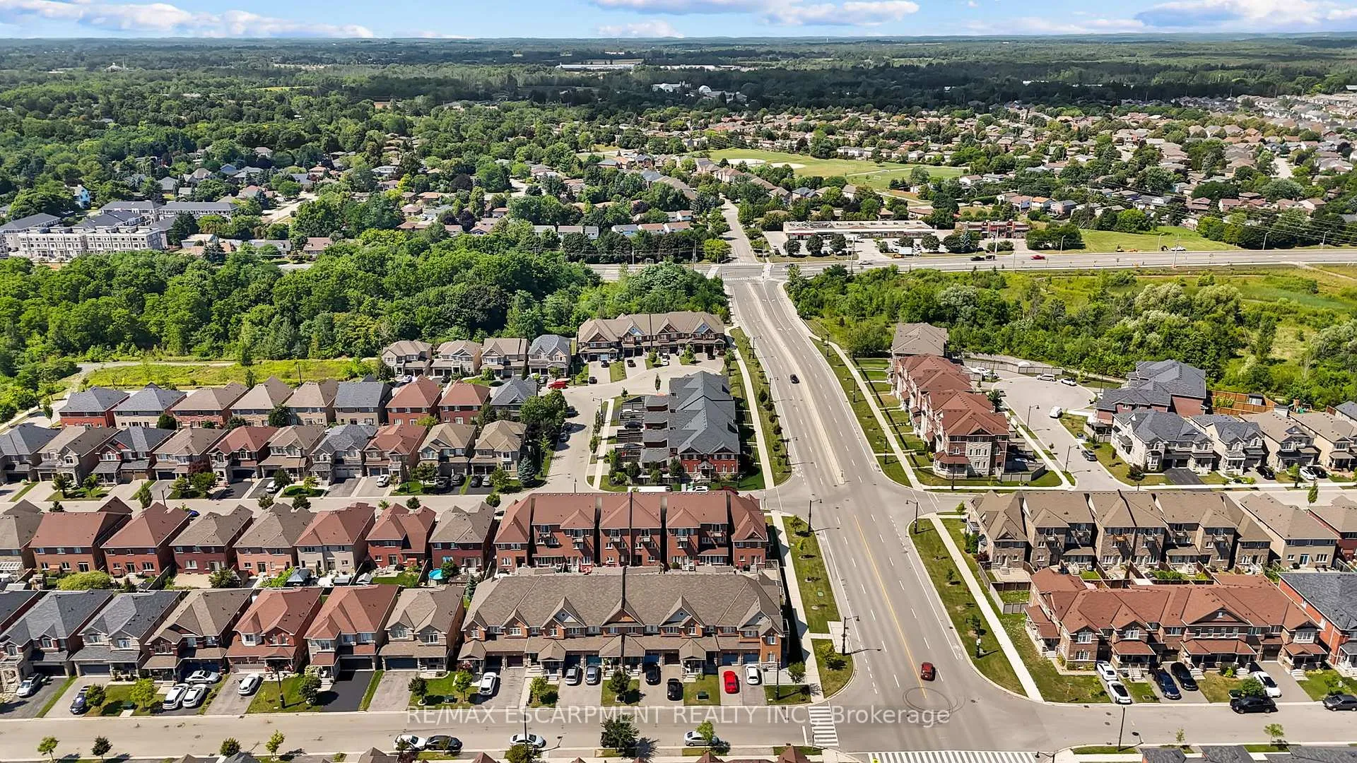 Photo 43 of 100 Burke Street, Hamilton, Waterdown — HOMEH