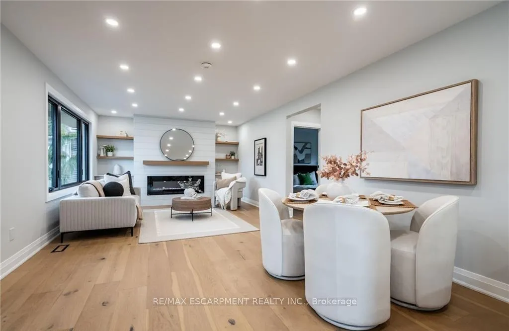 Photo 6 of 11 James Street, Hamilton, Waterdown — HOMEH