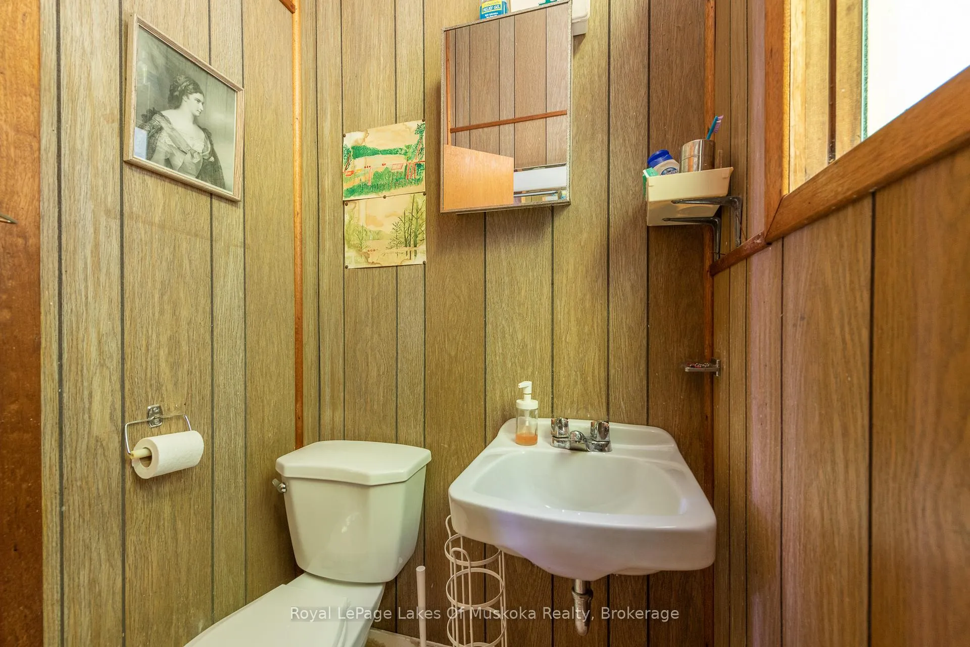 Photo 11 of 134 Lynx Drive, Kearney — HOMEH