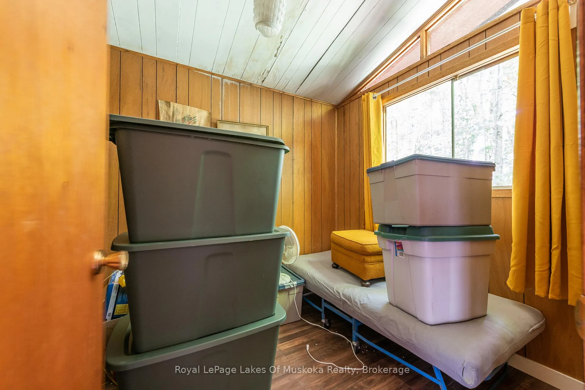 Photo 12 of 134 Lynx Drive, Kearney — HOMEH