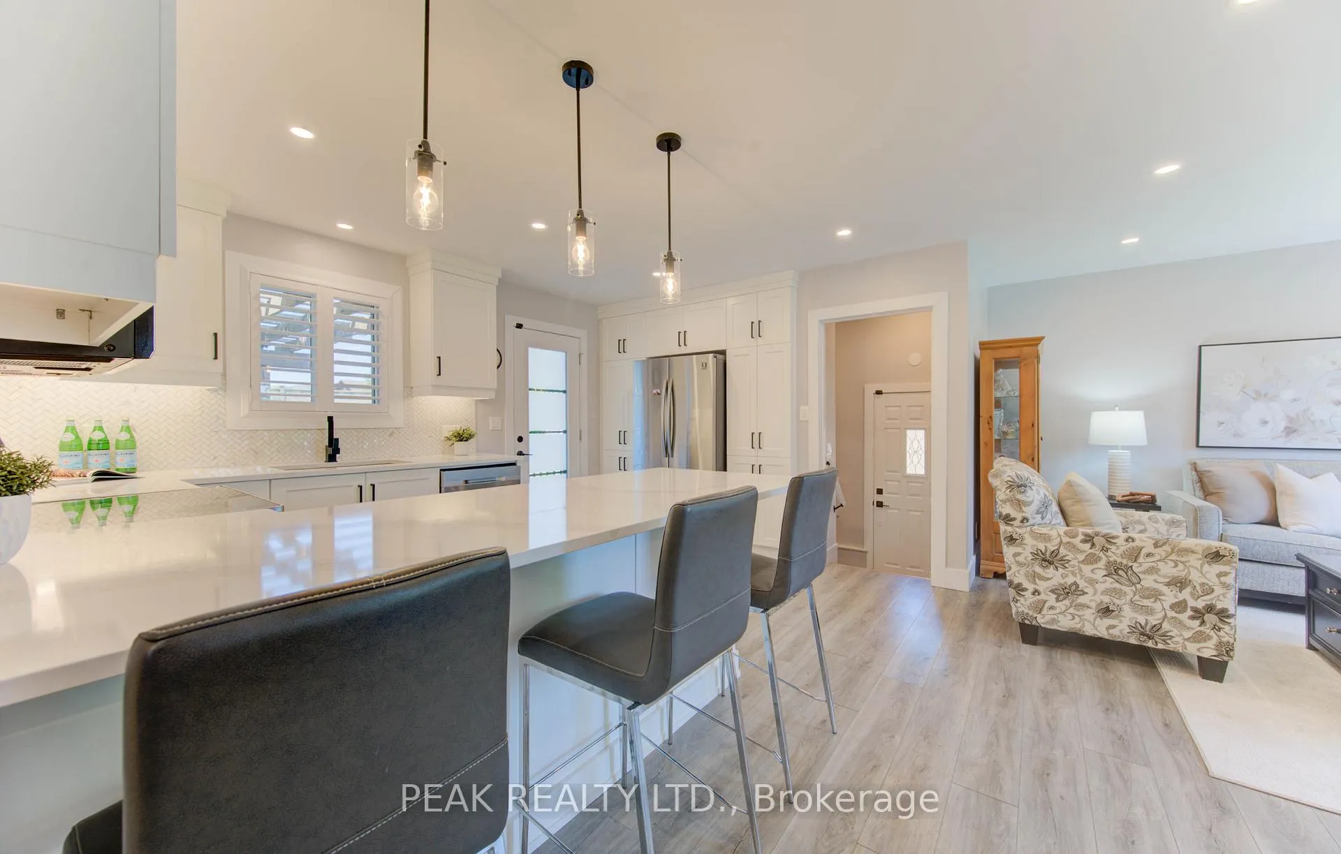 Photo 16 of 120 Trafalgar Avenue, Kitchener — HOMEH