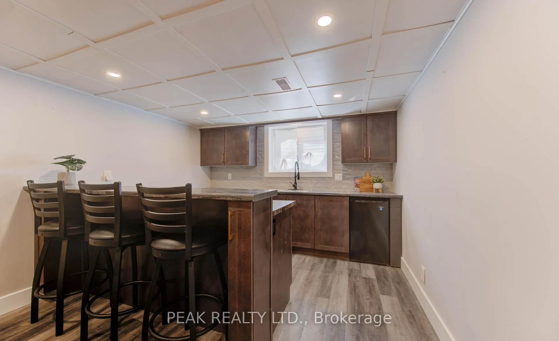 Photo 32 of 120 Trafalgar Avenue, Kitchener — HOMEH