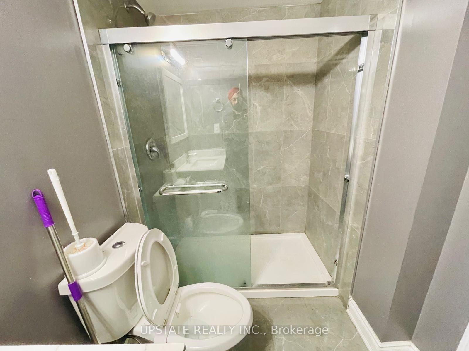 Photo 7 of Unit Basement, 93 Truro Circle, Brampton, Northwest Brampton — HOMEH