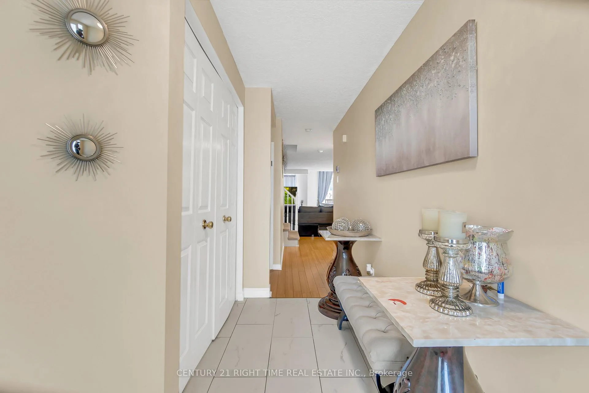 Photo 5 of 174 Wilderness Drive, Kitchener — HOMEH
