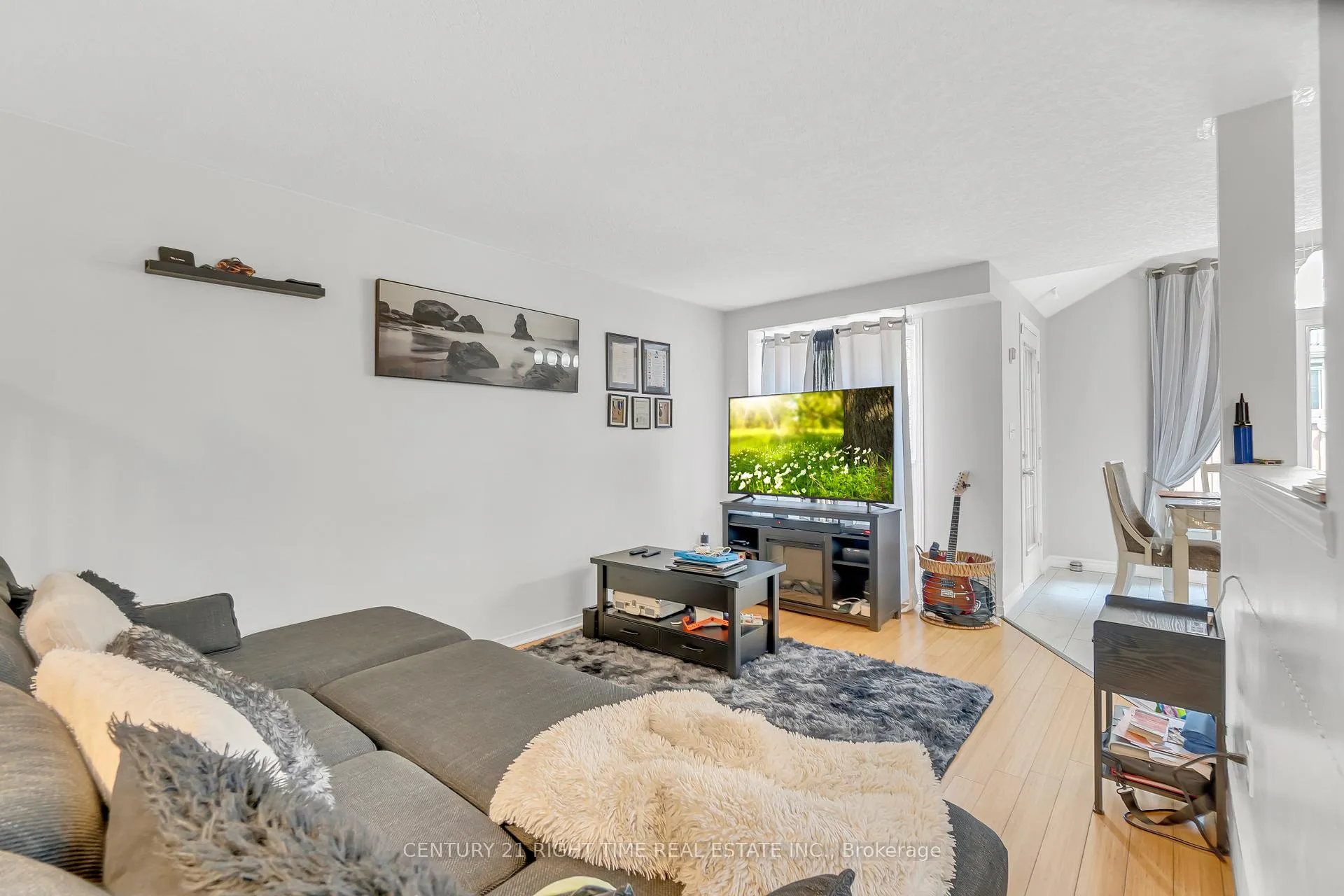 Photo 9 of 174 Wilderness Drive, Kitchener — HOMEH