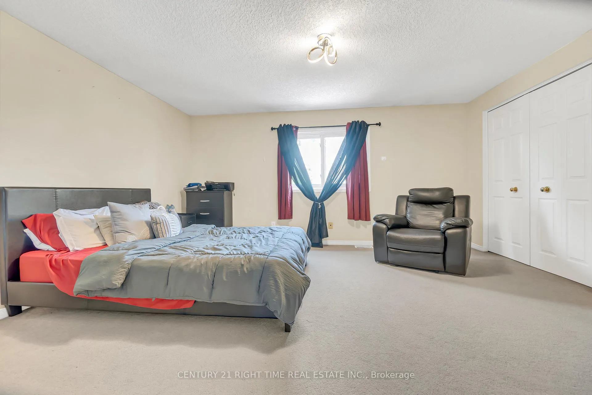 Photo 16 of 174 Wilderness Drive, Kitchener — HOMEH