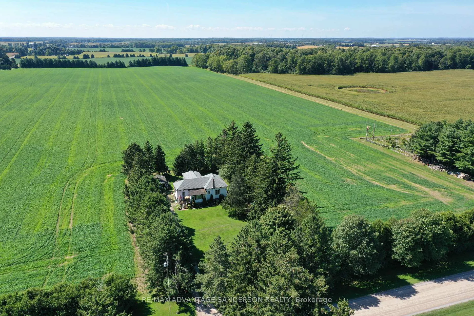 Photo 4 of 24441 Bear Creek Road, Middlesex Centre, Rural Middlesex Centre — HOMEH