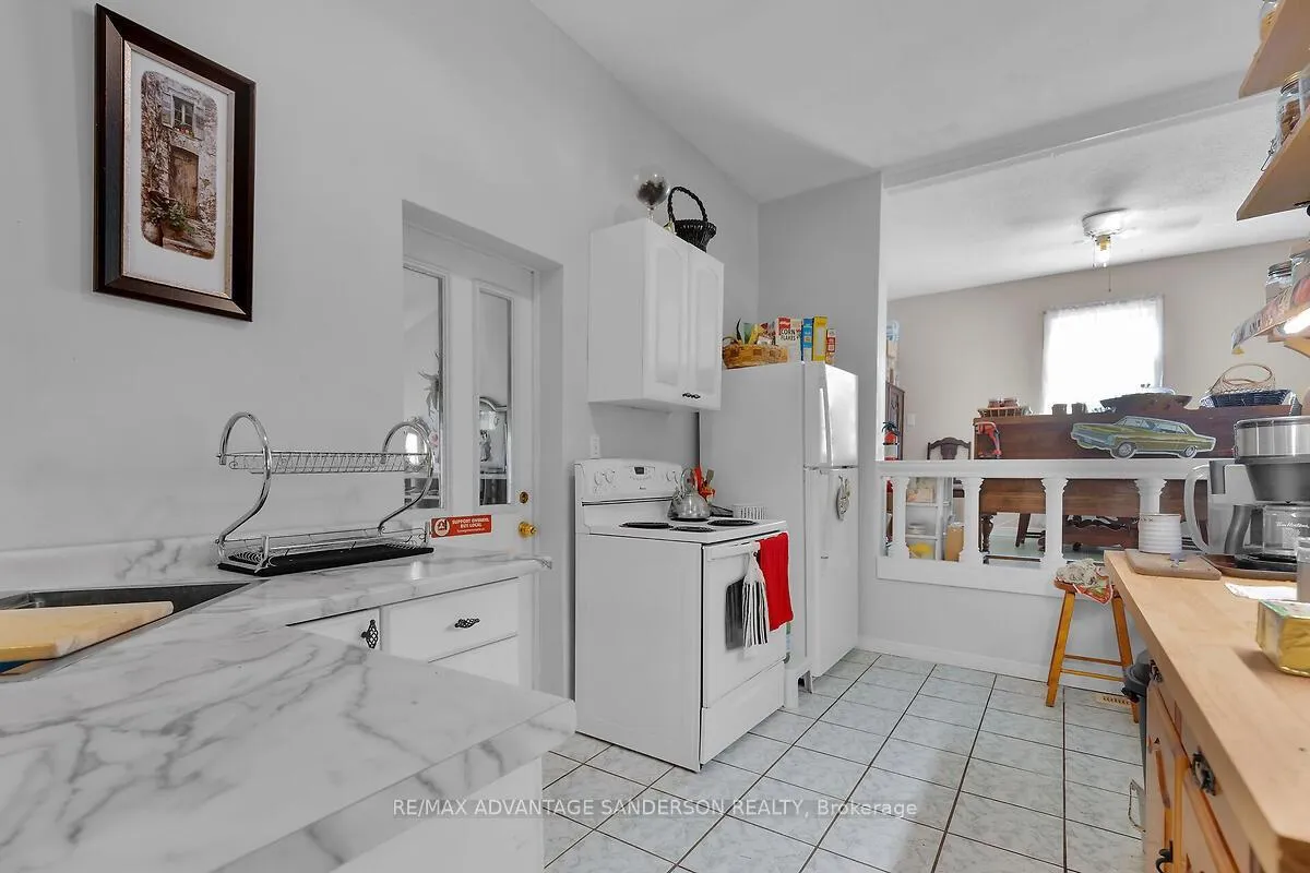 Photo 11 of 24441 Bear Creek Road, Middlesex Centre, Rural Middlesex Centre — HOMEH