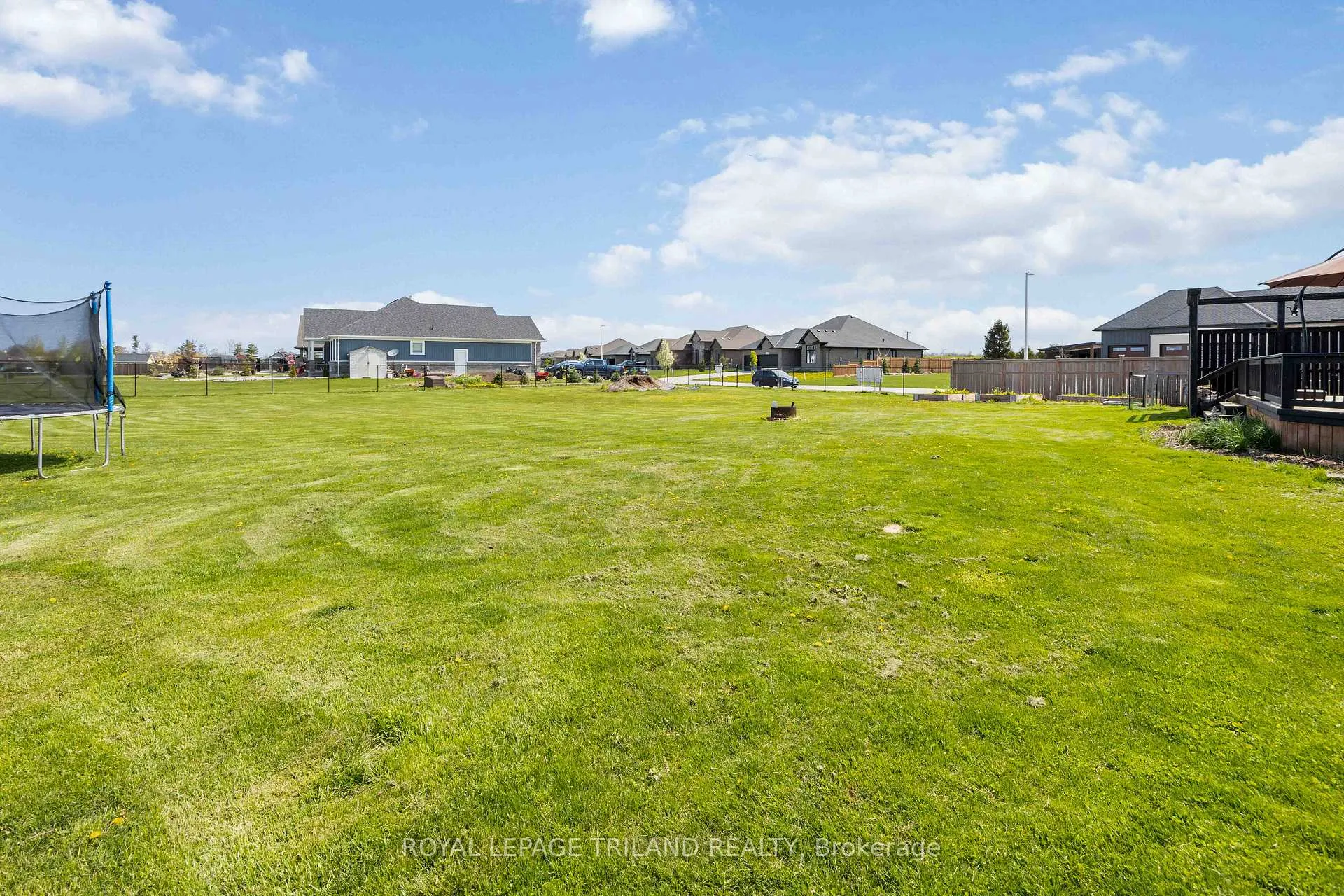 Photo 25 of 4102 Cullen Drive, Plympton-Wyoming, Plympton Wyoming — HOMEH