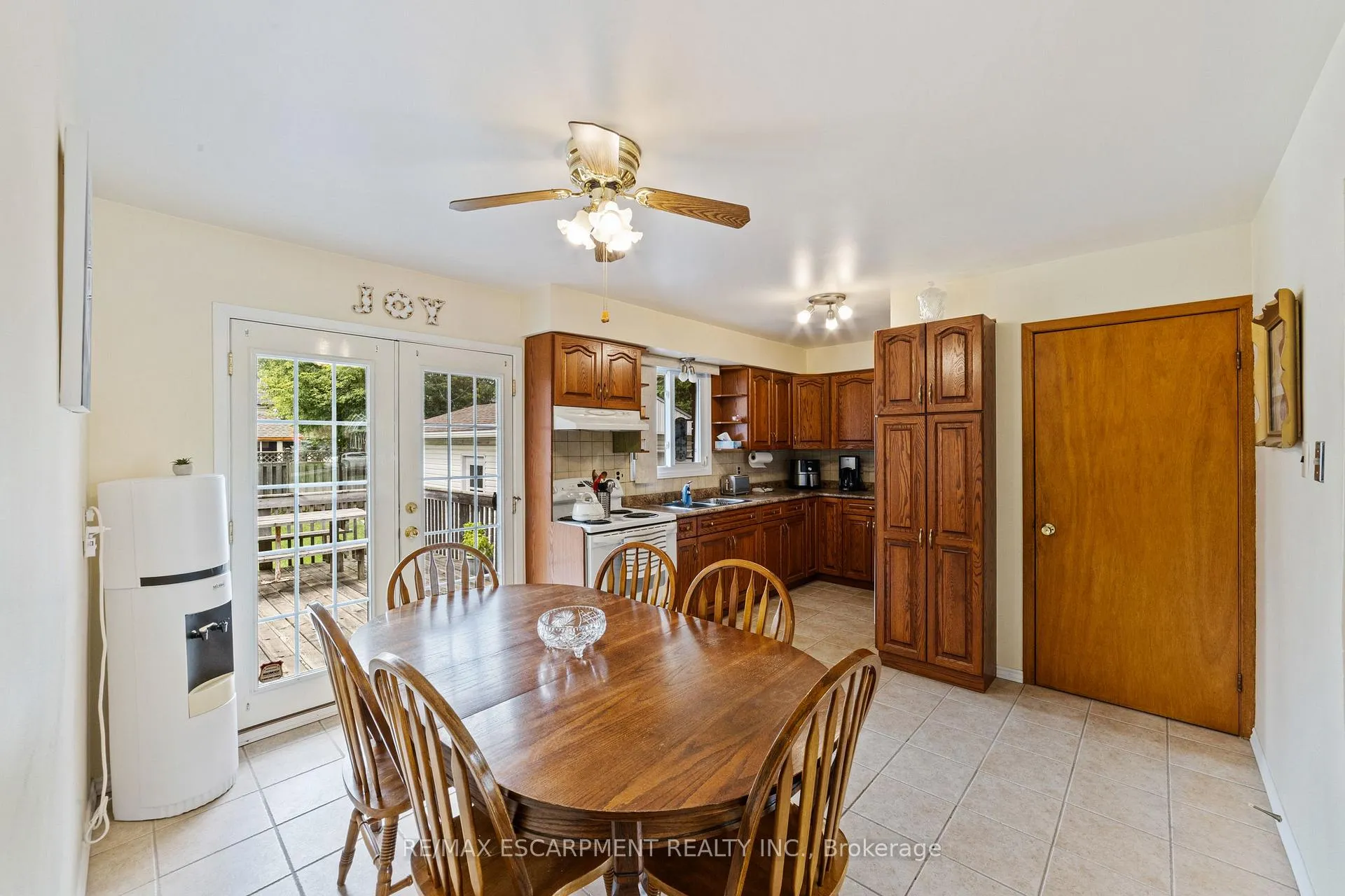 Photo 8 of 46 Bluebird Avenue, Hamilton, Bruleville — HOMEH