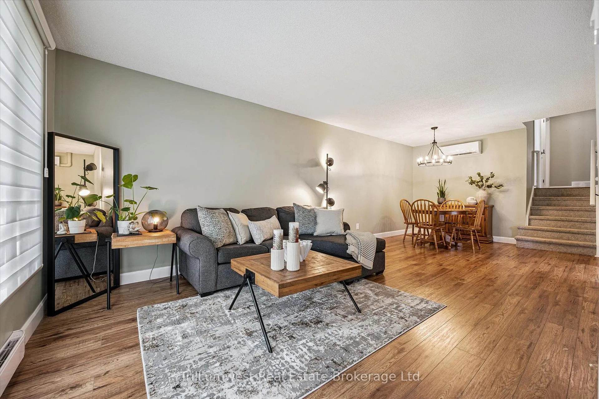 Photo 6 of 427B Dayna Crescent, Waterloo — HOMEH