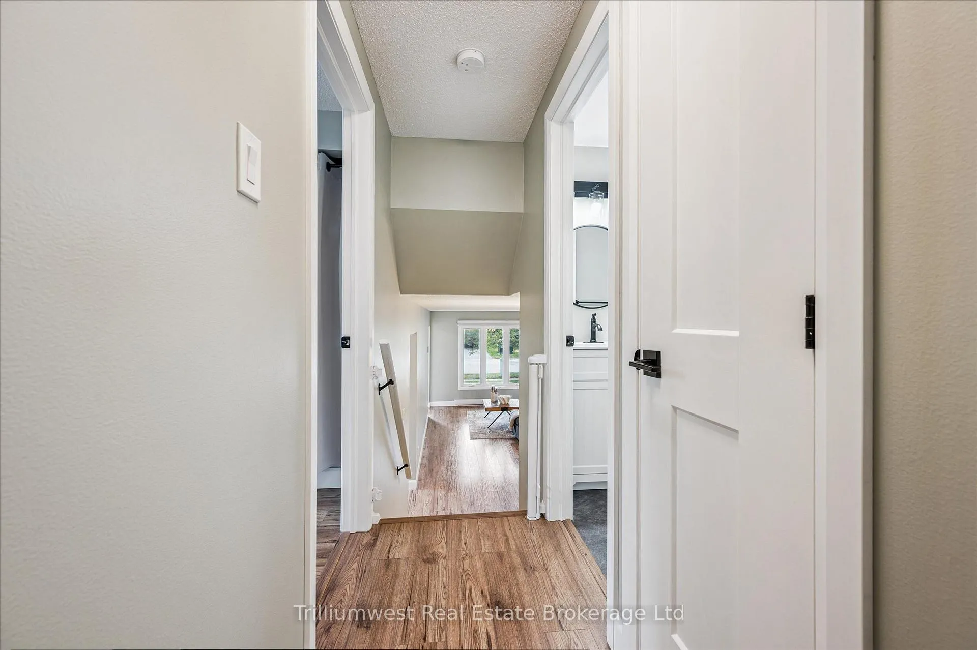 Photo 19 of 427B Dayna Crescent, Waterloo — HOMEH